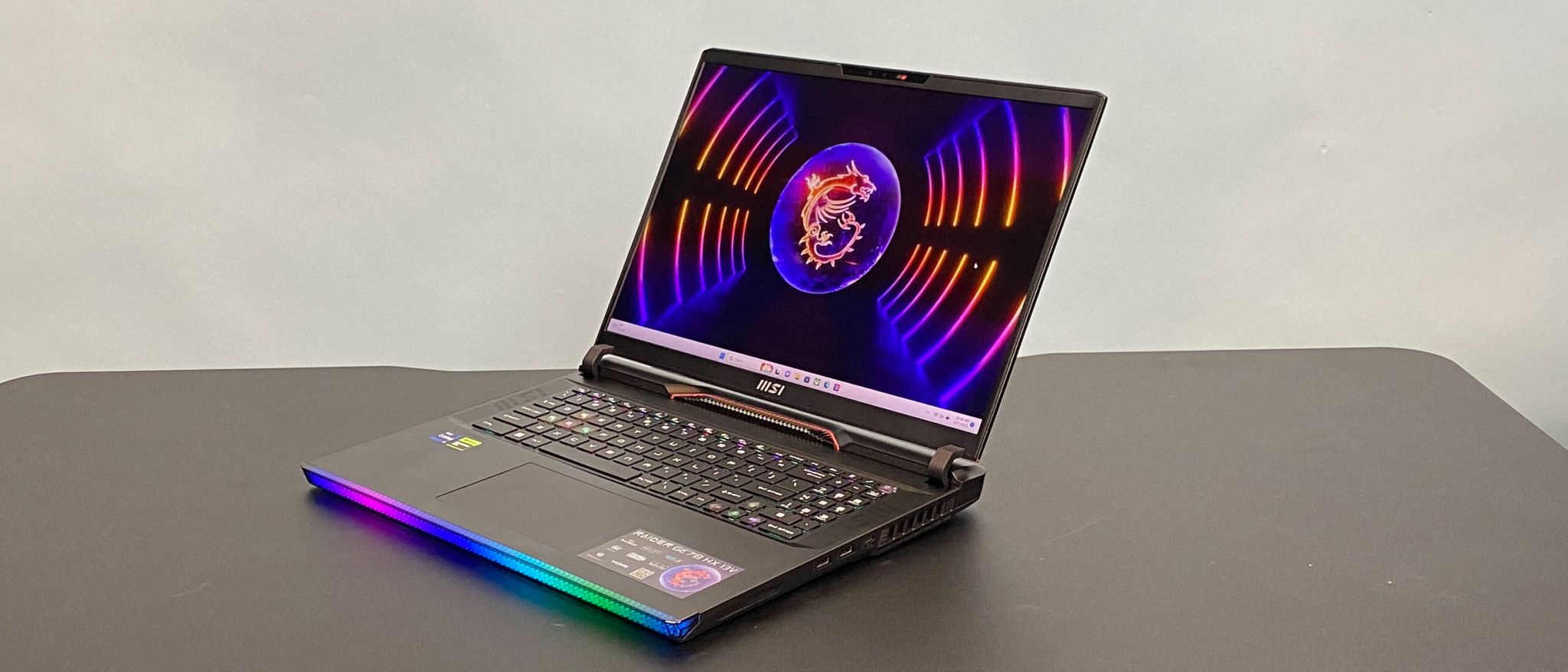 Laptop hiệu năng cao: lựa chọn “chiến binh” thích hợp 225104-laptop-hieu-nang-cao-lua-chon-thich-hop