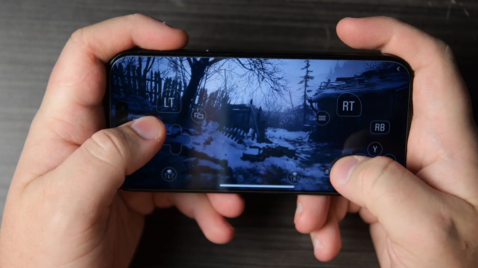Toàn cảnh Resident Evil Village trên iPhone 15 Pro toan-canh-resident-evil-village-tren-iphone-15