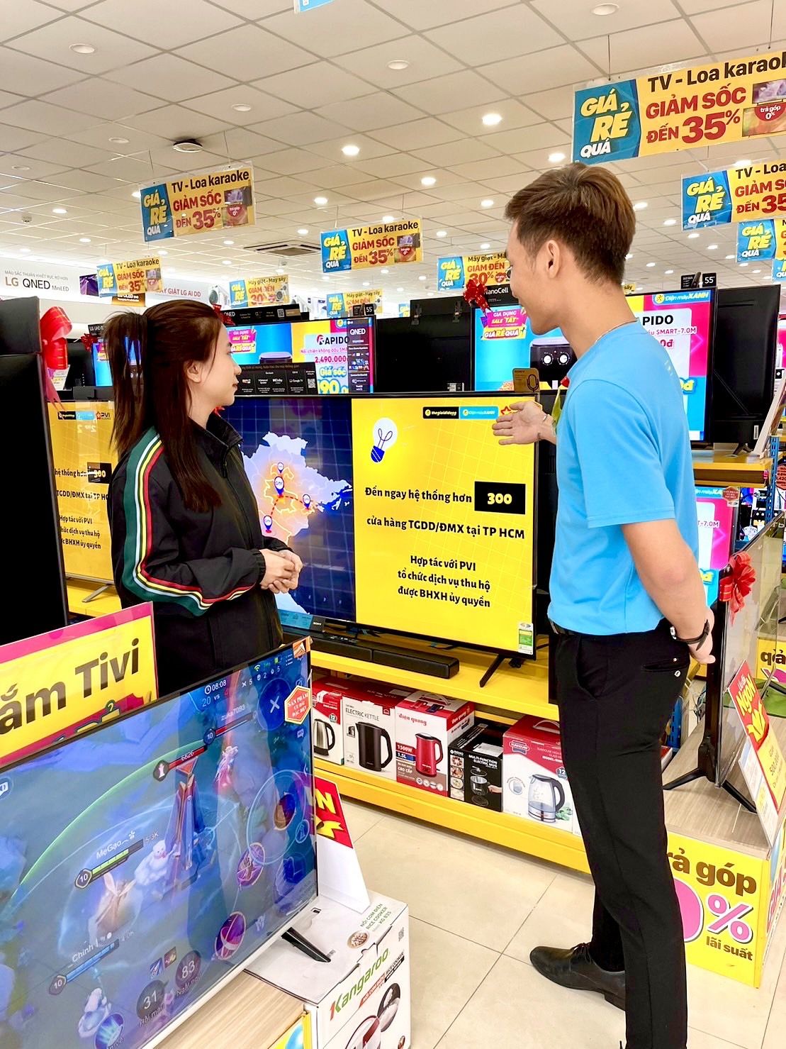 Thế Giới Di Động mở dịch vụ chuyển tiền vào tài khoản ngân hàng, hợp tác triển khai thu hộ BHXH/BHYT - Chấm dứt nỗi lo “lấy số xếp hàng” 225630-the-gioi-di-dong-chuyen-tien-ngan-hang