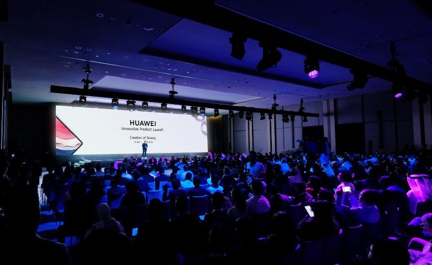 Huawei ra mắt tai nghe sáng tạo Huawei FreeClip 226177-huawei-tai-nghe-sang-tao-tai-dubai