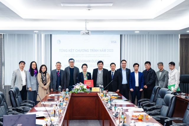 226843-visa-dong-bao-thieu-so-phat-trien-4