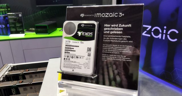 4-seagate-mozaic-3-30tb