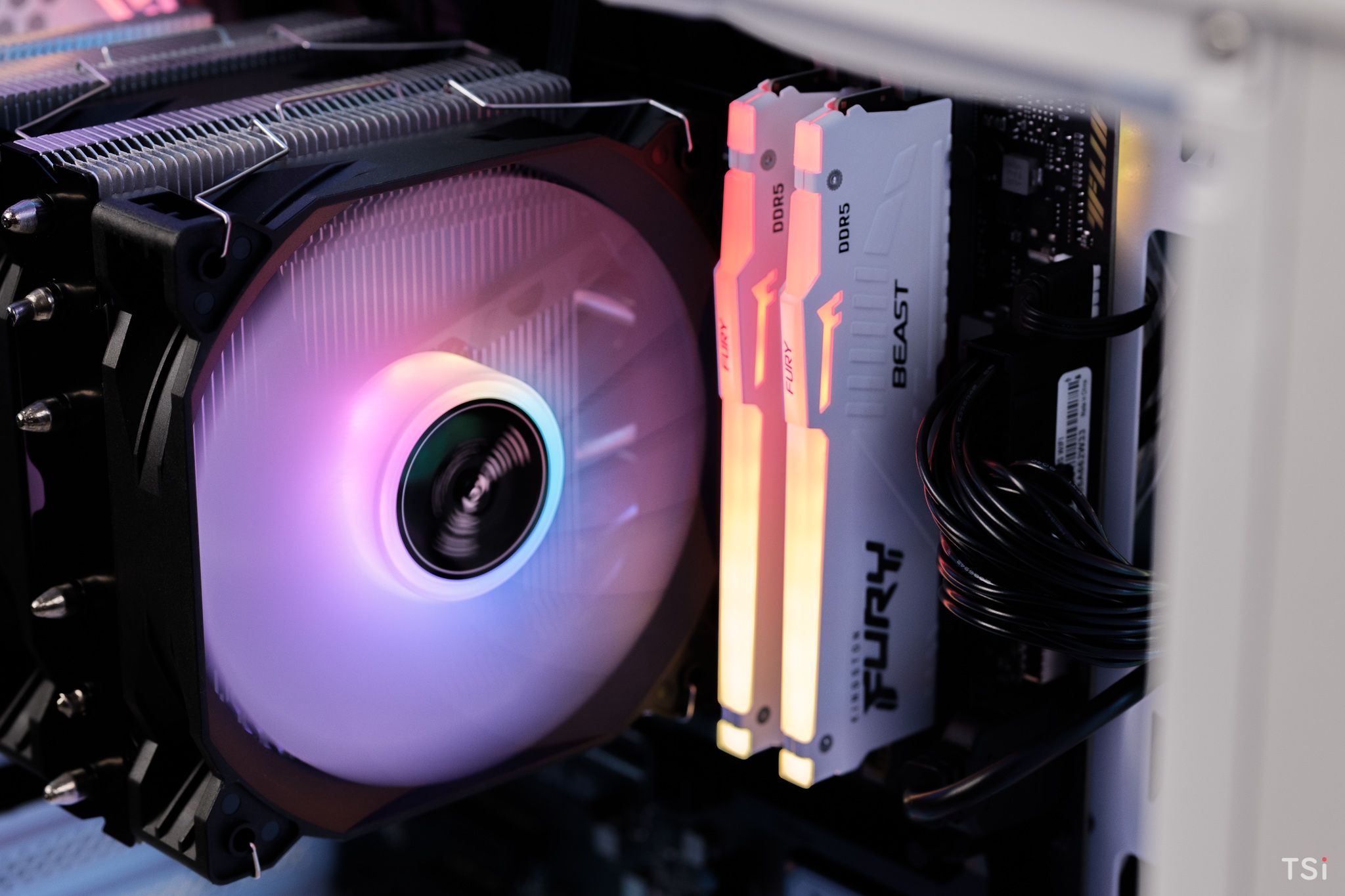 Thử nhanh Kingston FURY Beast DDR5 RGB: cặp RAM DDR5 có giá và hiệu suất tốt Thử nhanh Kingston FURY Beast DDR5 RGB: cặp RAM DDR5 có giá và hiệu suất tốt
