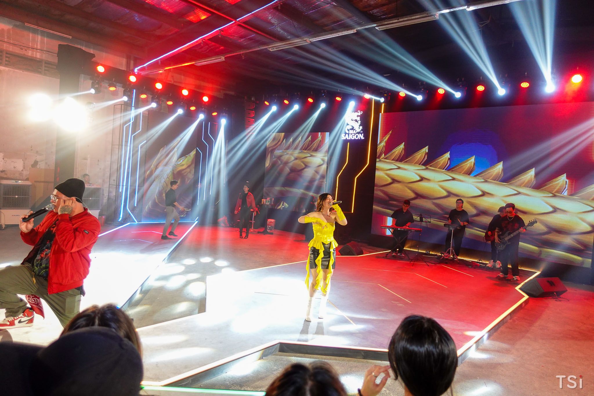 Bia Saigon lần đầu ra mắt AR Game nâng tầm trải nghiệm người dùng trong dịp Tết với tổng giá trị giải thưởng lên đến 1,5 tỉ đồng Bia Saigon lần đầu ra mắt AR Game nâng tầm trải nghiệm người dùng trong dịp Tết với tổng giá trị giải thưởng lên đến 1,5 tỉ đồng