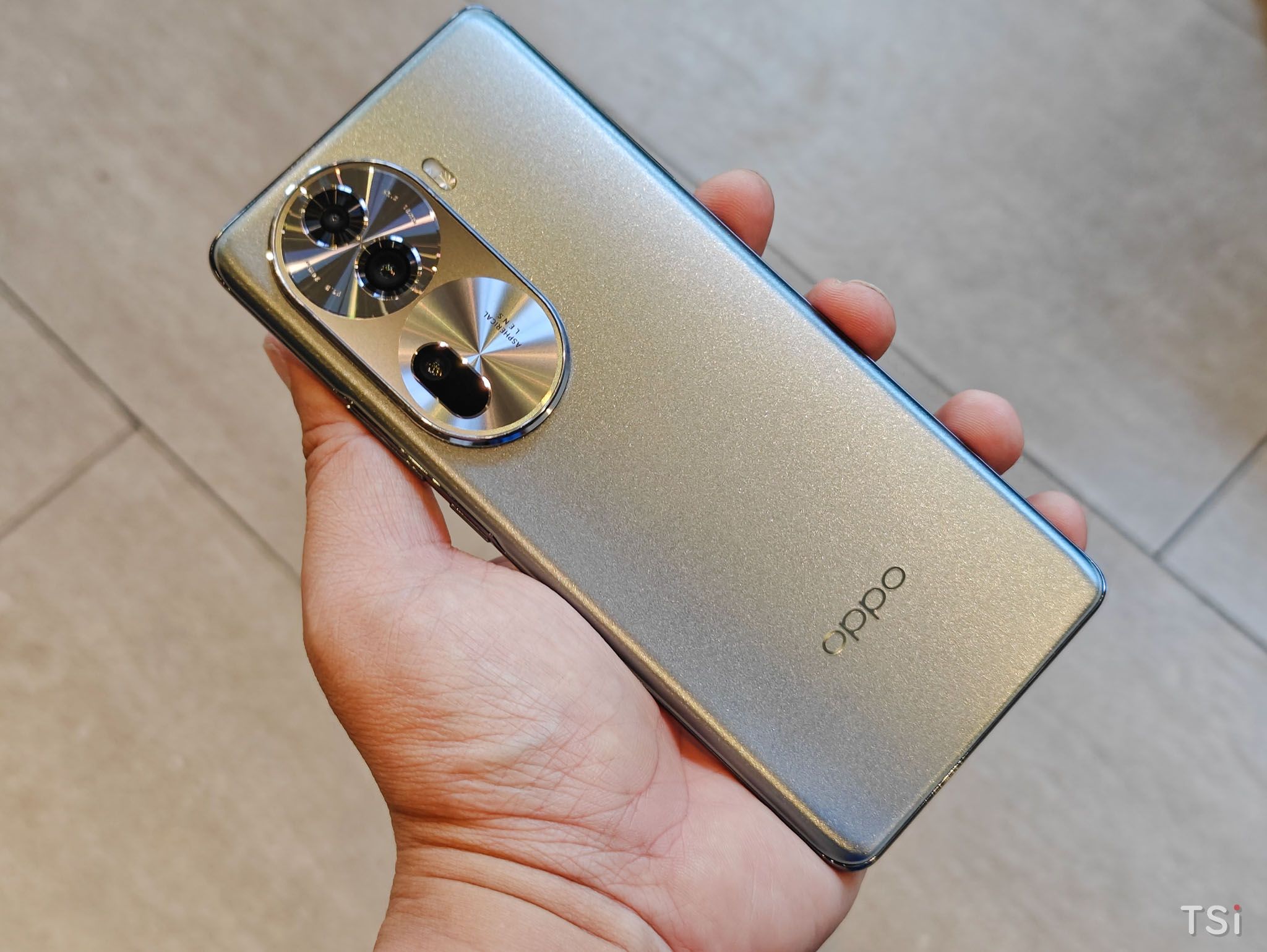 Lướt nhanh OPPO Reno11 5G và Reno11 Pro 5G Lướt nhanh OPPO Reno11 5G và Reno11 Pro 5G