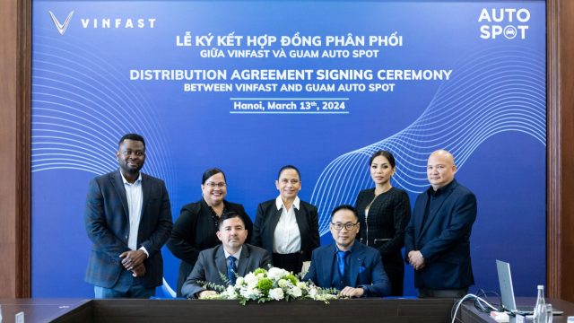 231134-vinfast-phan-phoi-xe-dien-micronesia
