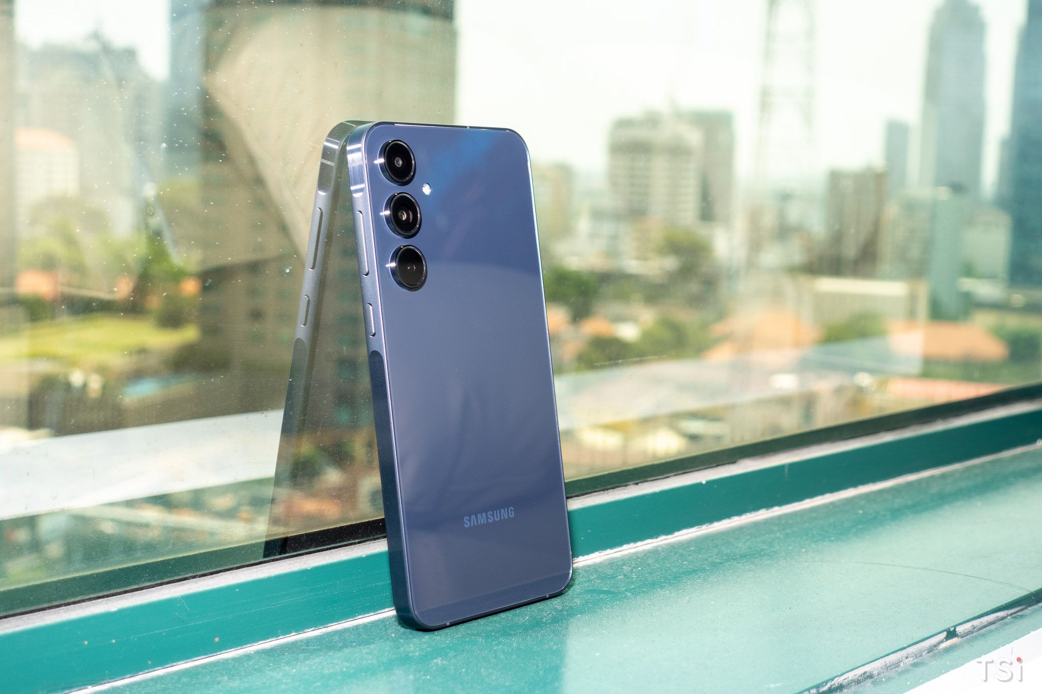 Samsung Galaxy A55 5G và A35 5G giá từ 8,3 triệu đồng Samsung Galaxy A55 5G và A35 5G giá từ 8,3 triệu đồng