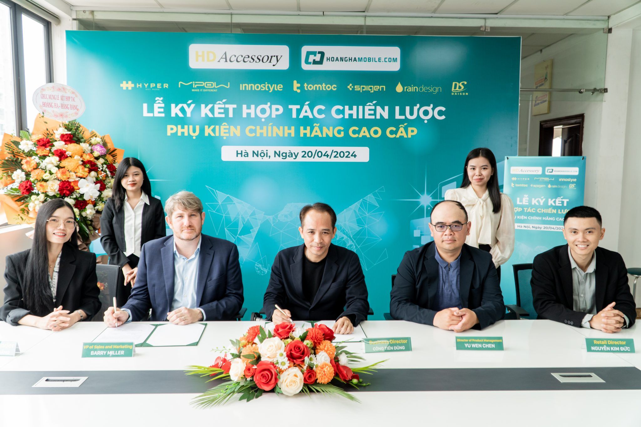HDAccessory và Hoàng Hà Mobile ký kết hợp tác chiến lược phân phối phụ kiện chính hãng cao cấp HDAccessory và Hoàng Hà Mobile ký kết hợp tác chiến lược phân phối phụ kiện chính hãng cao cấp