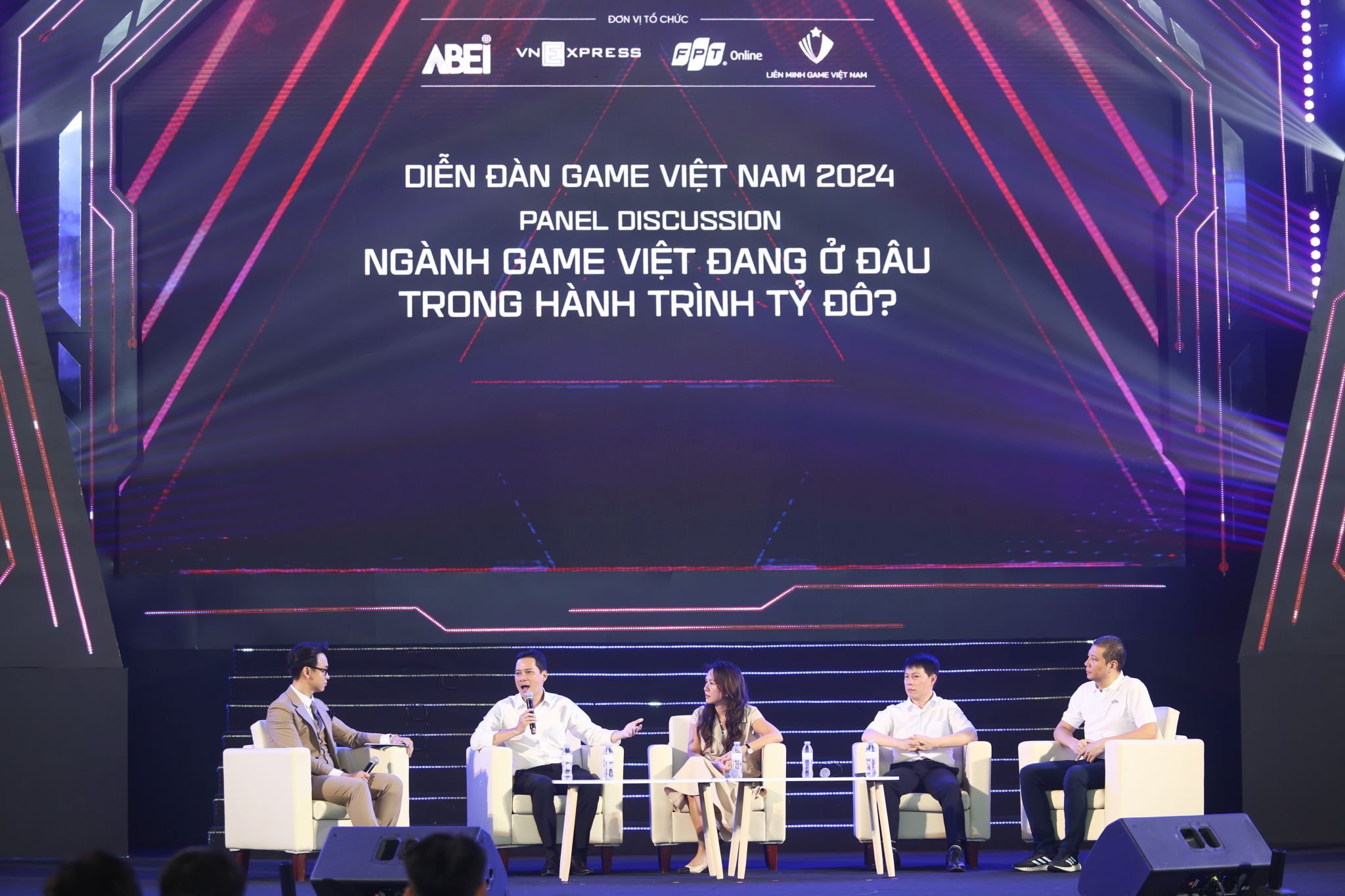 VNG cam kết nỗ lực cho sự phát triển chung của ngành game Việt, khẳng định vị thế dẫn đầu 233564-vng-no-luc-su-phat-trien-nganh-game-viet