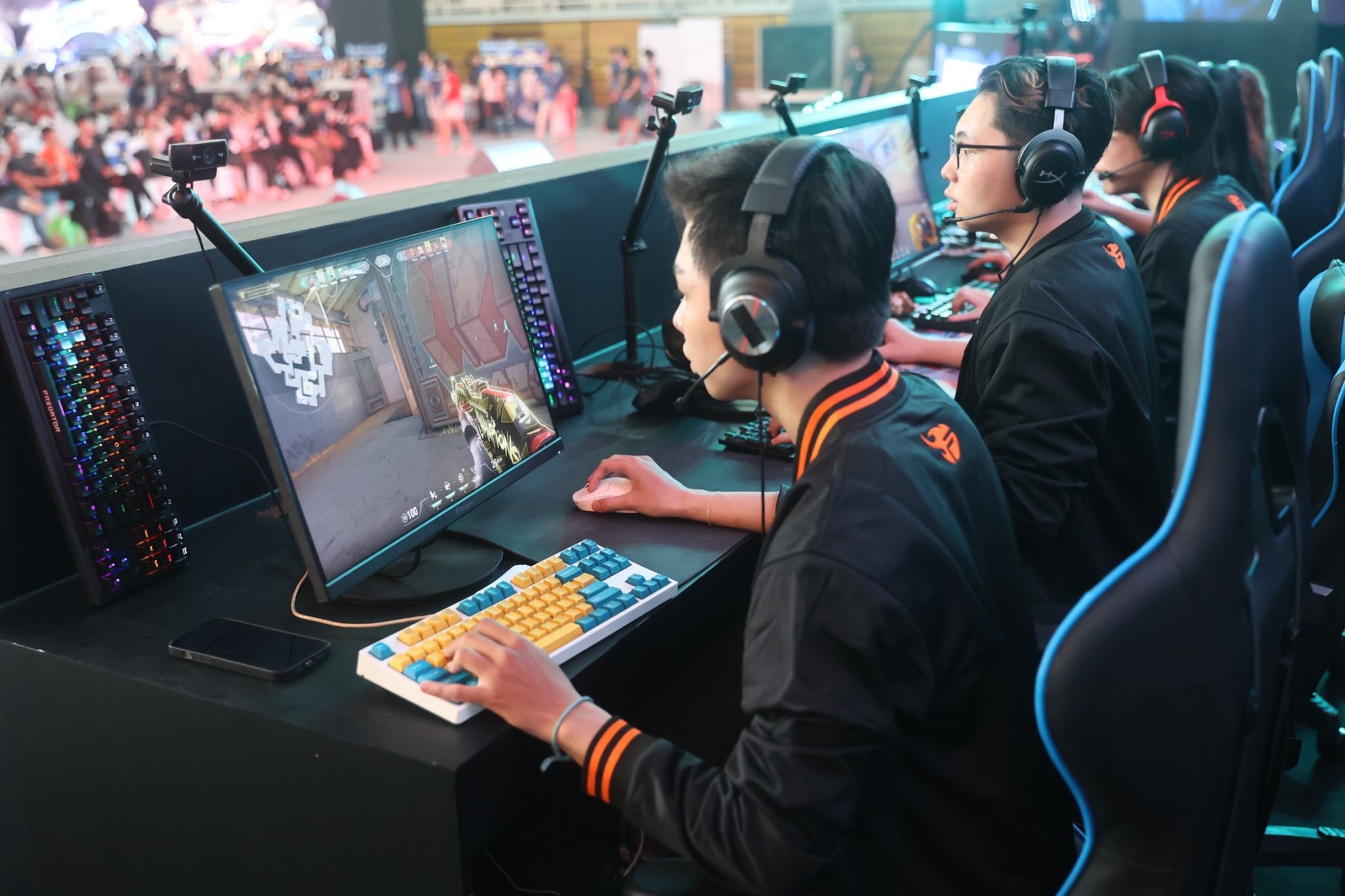 Bí quyết tăng khả năng kiếm tiền từ việc làm Streamer 233796-bi-quyet-kiem-tien-tu-viec-lam-streamer