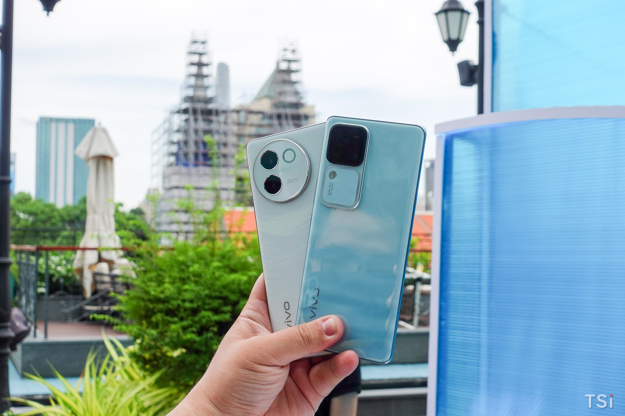 Bộ đôi vivo V30 5G / V30e 5G mở bán từ ngày mai 18/5 Bộ đôi vivo V30 5G / V30e 5G mở bán từ ngày mai 18/5