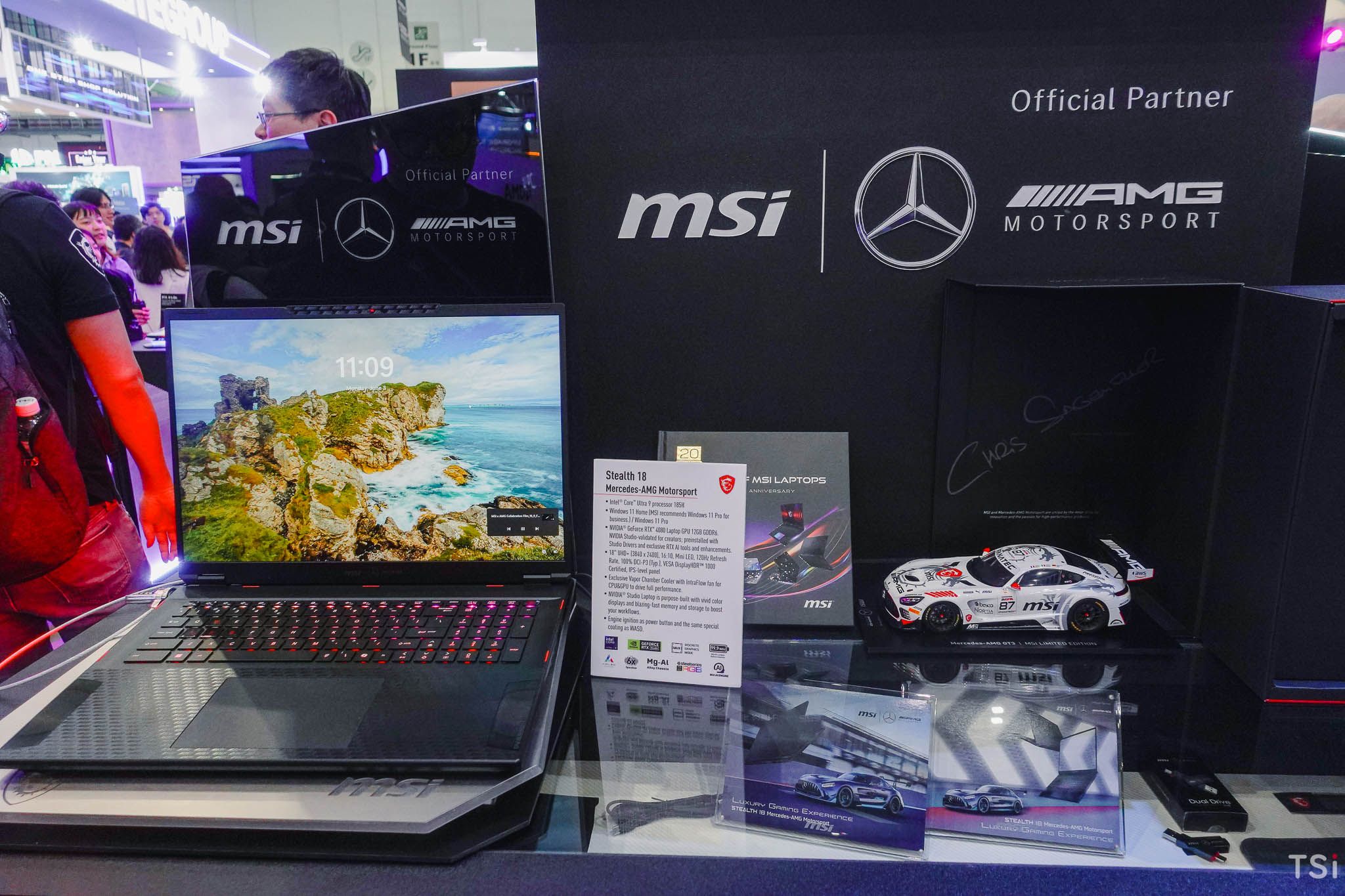 [Computex 2024] MSI Stealth 18 Mercedes-AMG Motorsport chính thức ra mắt