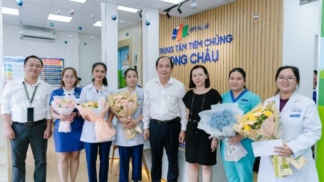2-so-y-te-tphcm-nu-bac-si-fpt-long-chau