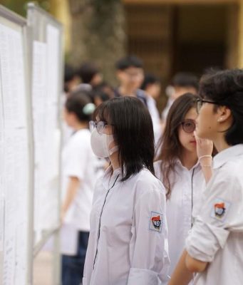 Cách tra cứu điểm thi tốt nghiệp THPT 2024 trên Zalo