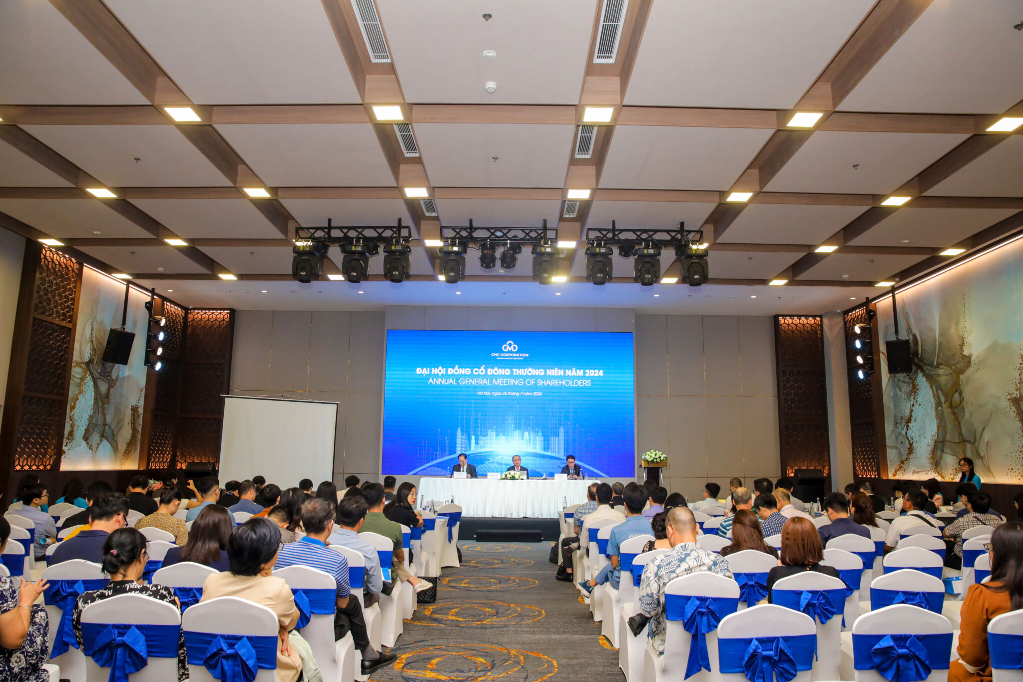 Tập đoàn công nghệ CMC thể hiện tham vọng lớn trong ĐHĐCĐ 2024 Tập đoàn công nghệ CMC thể hiện tham vọng lớn trong ĐHĐCĐ 2024