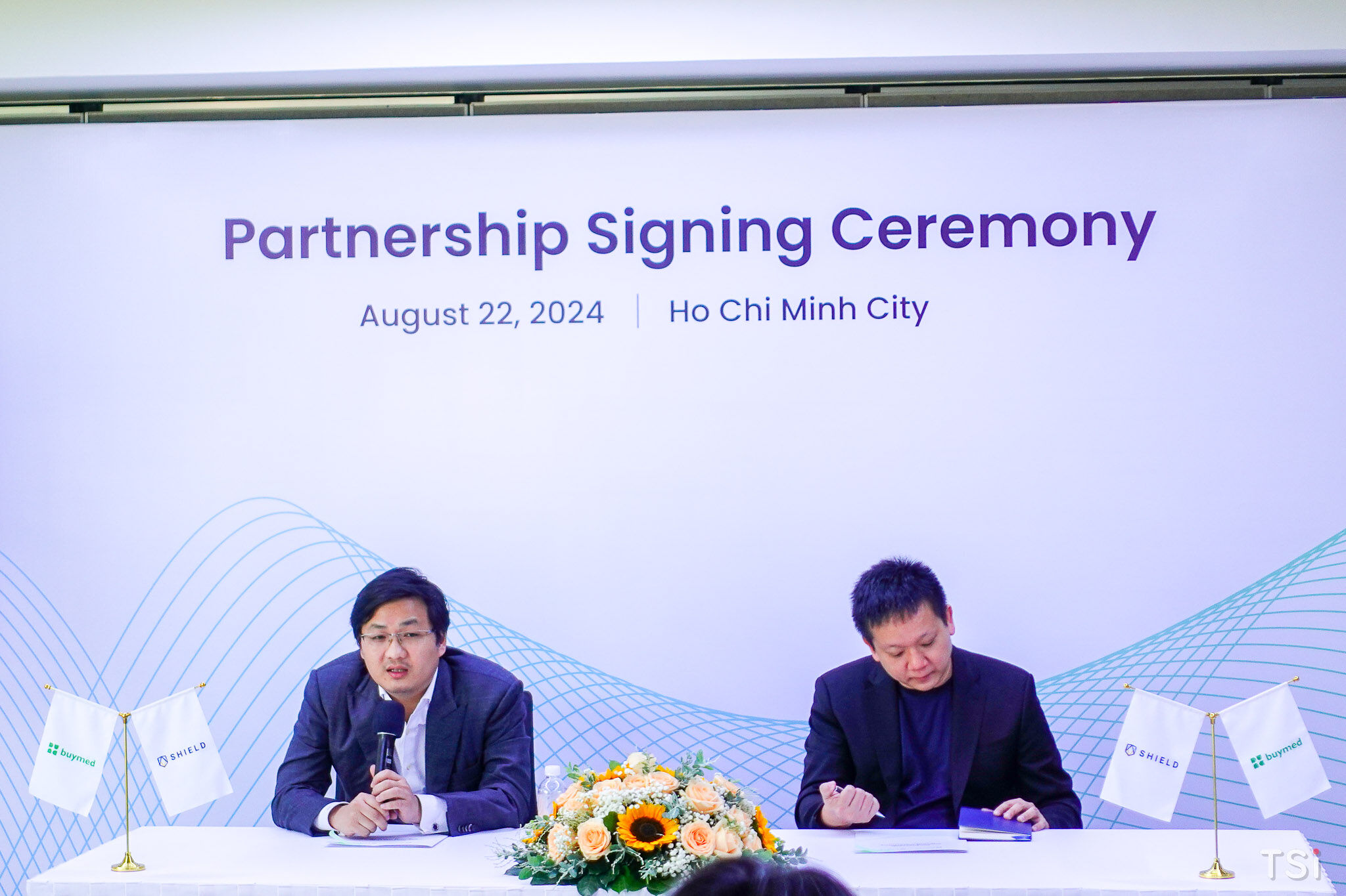 Buymed và SHIELD hợp tác chống gian lận trong hệ sinh thái chăm sóc sức khỏe Buymed và SHIELD hợp tác chống gian lận trong hệ sinh thái chăm sóc sức khỏe