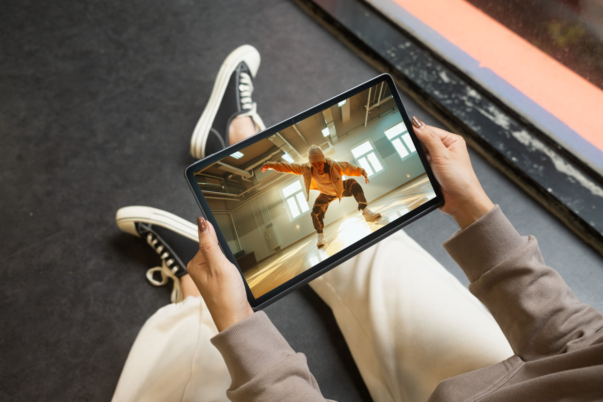 Lenovo ra mắt Tab Plus: Tablet giải trí sành điệu Lenovo ra mắt Tab Plus: Tablet giải trí sành điệu