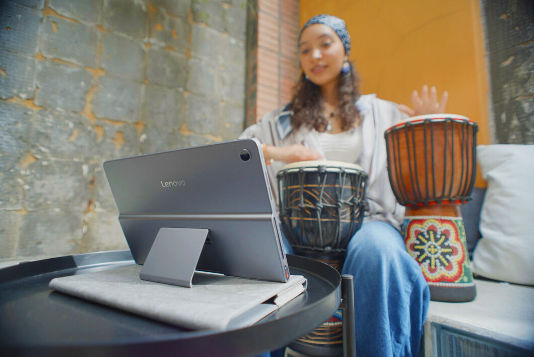 Lenovo ra mắt Tab Plus: Tablet giải trí sành điệu Lenovo ra mắt Tab Plus: Tablet giải trí sành điệu