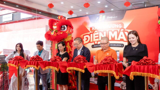 fpt-shop-khai-truong-cua-hang-dien-may-02