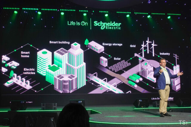 schneider-electric-innovation-summit-64
