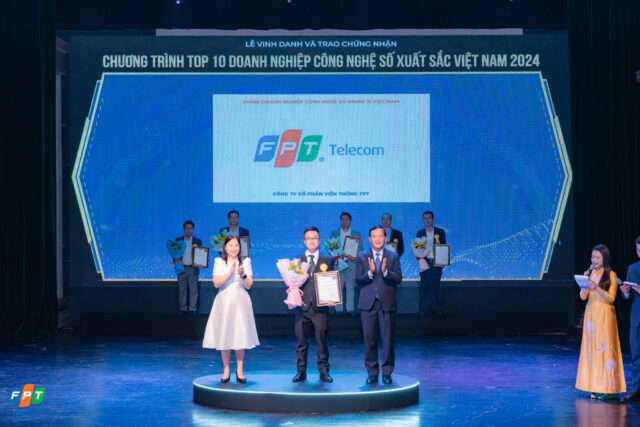 241202-fpt-telecom-top-10-doanh-nghiep-xuat-sac-3