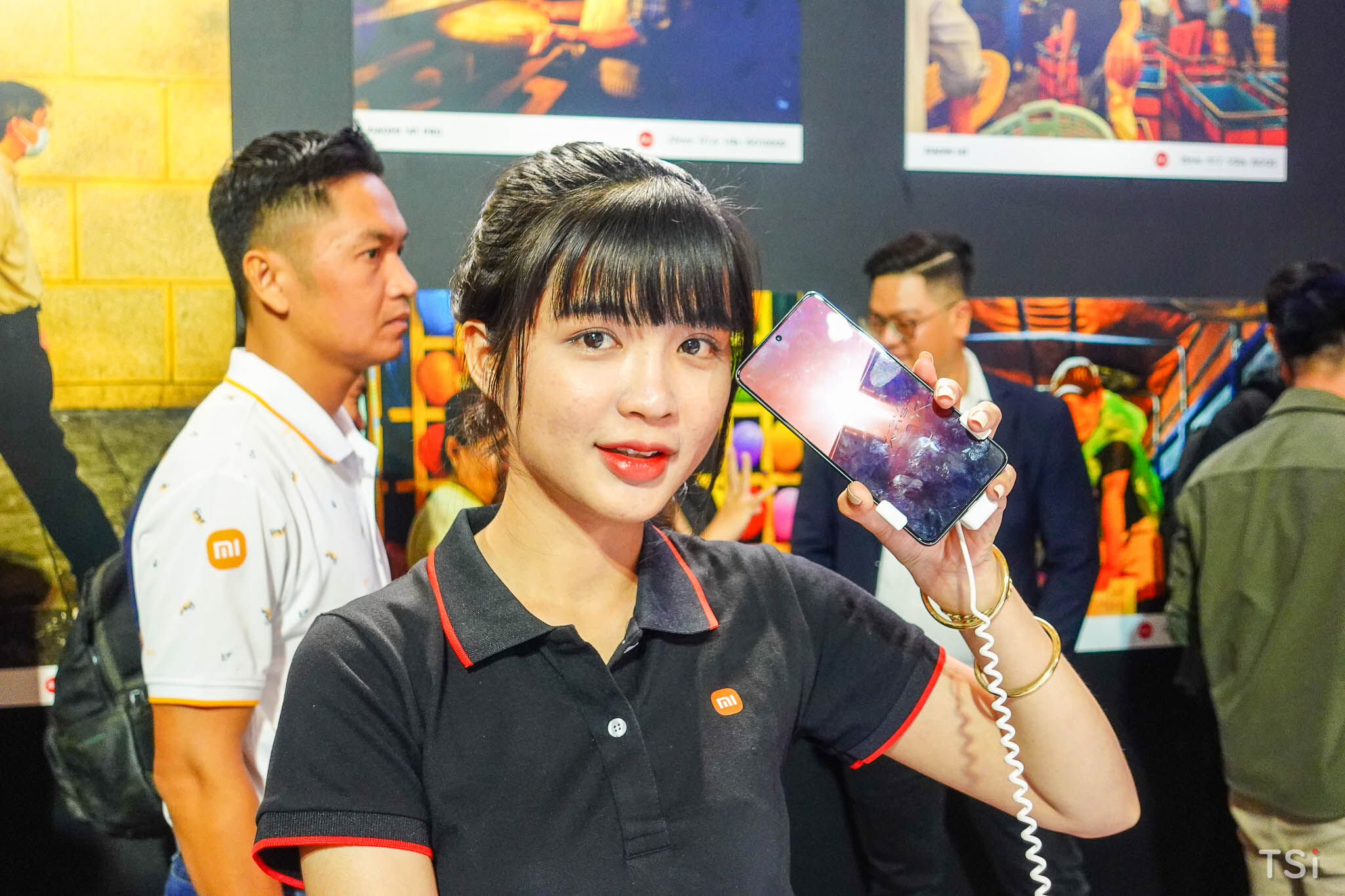 Xiaomi 14T Series ra mắt tại Việt Nam, giá khởi điểm 13 triệu đồng Xiaomi 14T Series ra mắt tại Việt Nam, giá khởi điểm 13 triệu đồng