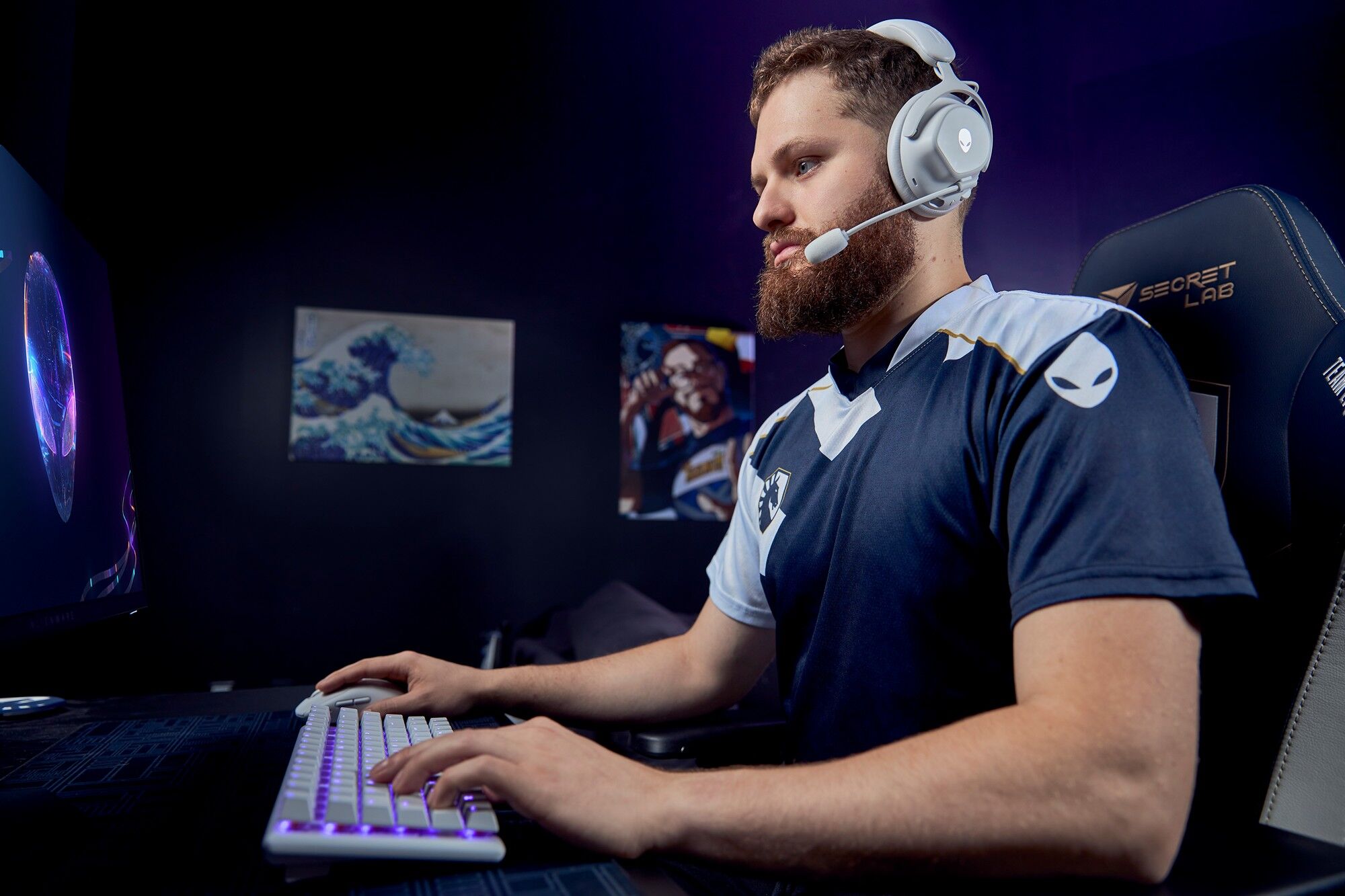 Alienware hợp tác cùng Team Liquid ra mắt tai nghe chơi game cao cấp mới Alienware hợp tác cùng Team Liquid ra mắt tai nghe chơi game cao cấp mới