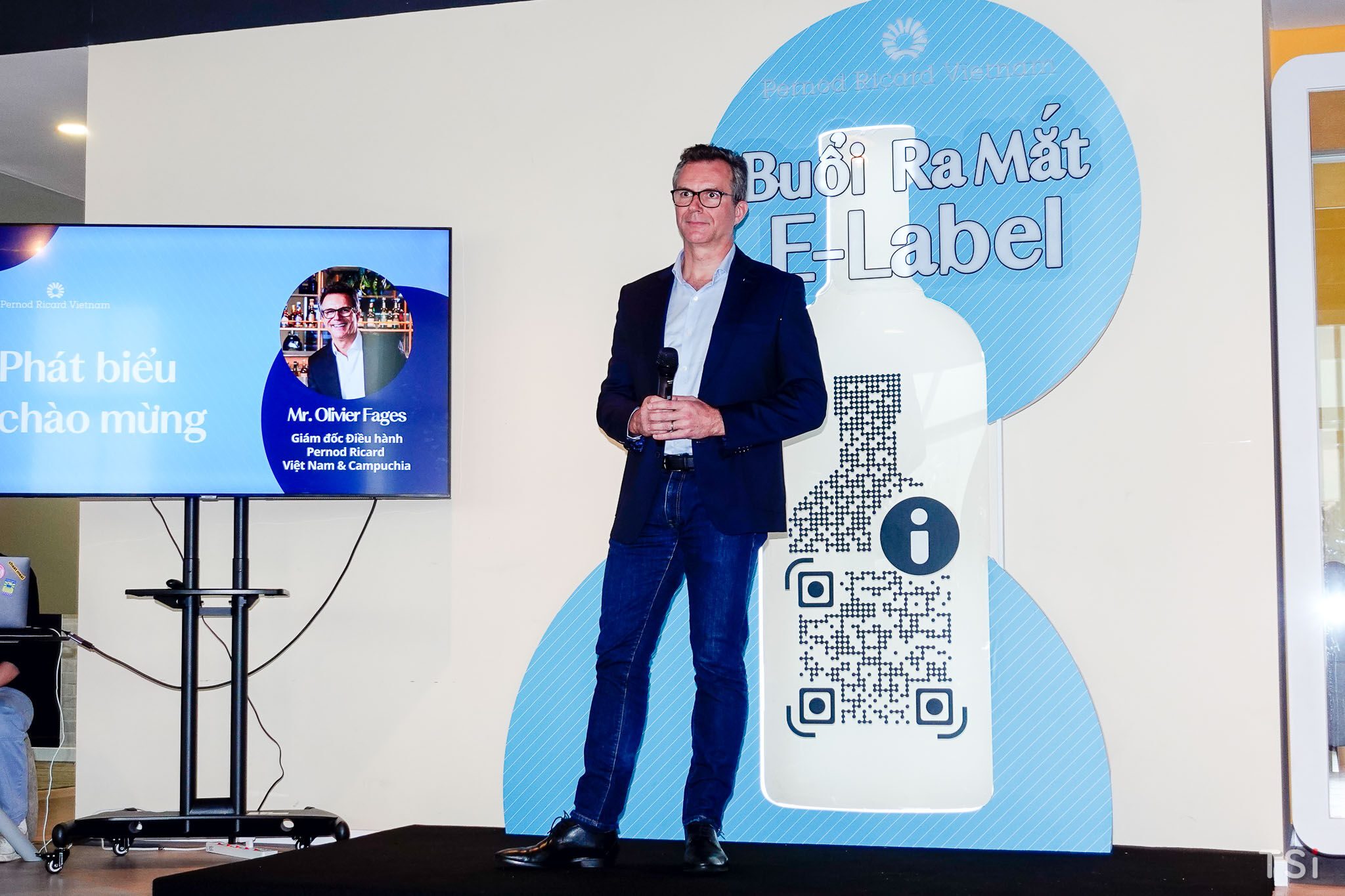 Pernod Ricard minh bạch hóa hướng dẫn uống trách nhiệm và có chừng mực thông qua E-label Pernod Ricard minh bạch hóa hướng dẫn uống trách nhiệm và có chừng mực thông qua E-label
