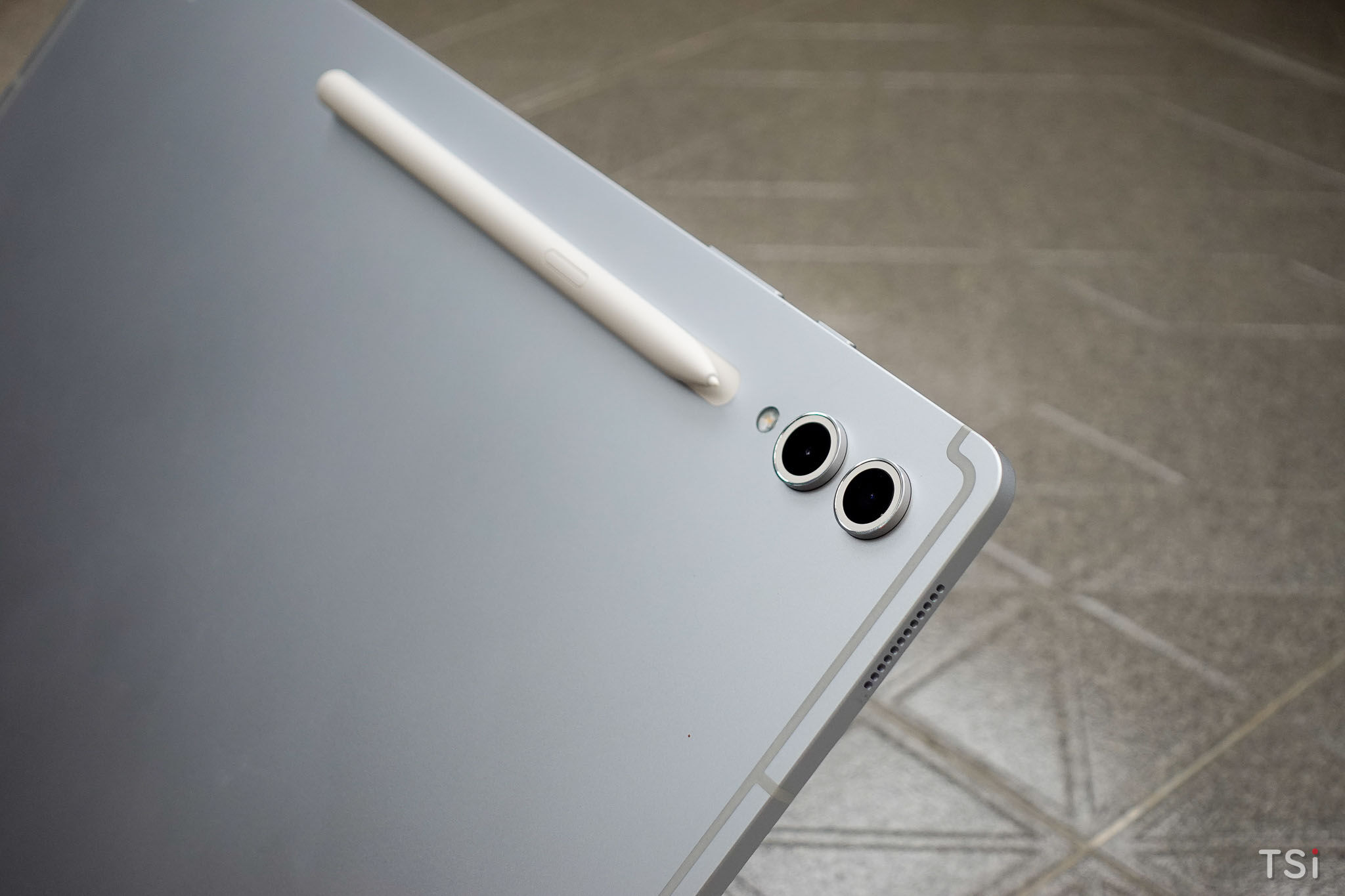 Samsung Galaxy Tab S10 Ultra 5G: Hiệu năng mạnh mẽ, AI hữu ích Samsung Galaxy Tab S10 Ultra 5G: Hiệu năng mạnh mẽ, AI hữu ích