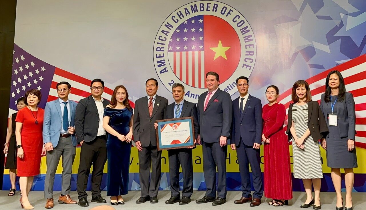 BIDV MetLife đạt giải thưởng AmCham CSR Award lần thứ 9 liên tiếp nhờ những đóng góp cho cộng đồng BIDV MetLife đạt giải thưởng AmCham CSR Award lần thứ 9 liên tiếp nhờ những đóng góp cho cộng đồng