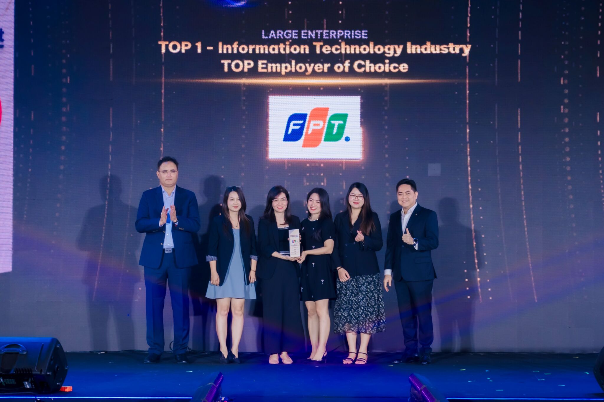 Chìa khóa chinh phục và giữ chân nhân tài của FPT Chìa khóa chinh phục và giữ chân nhân tài của FPT