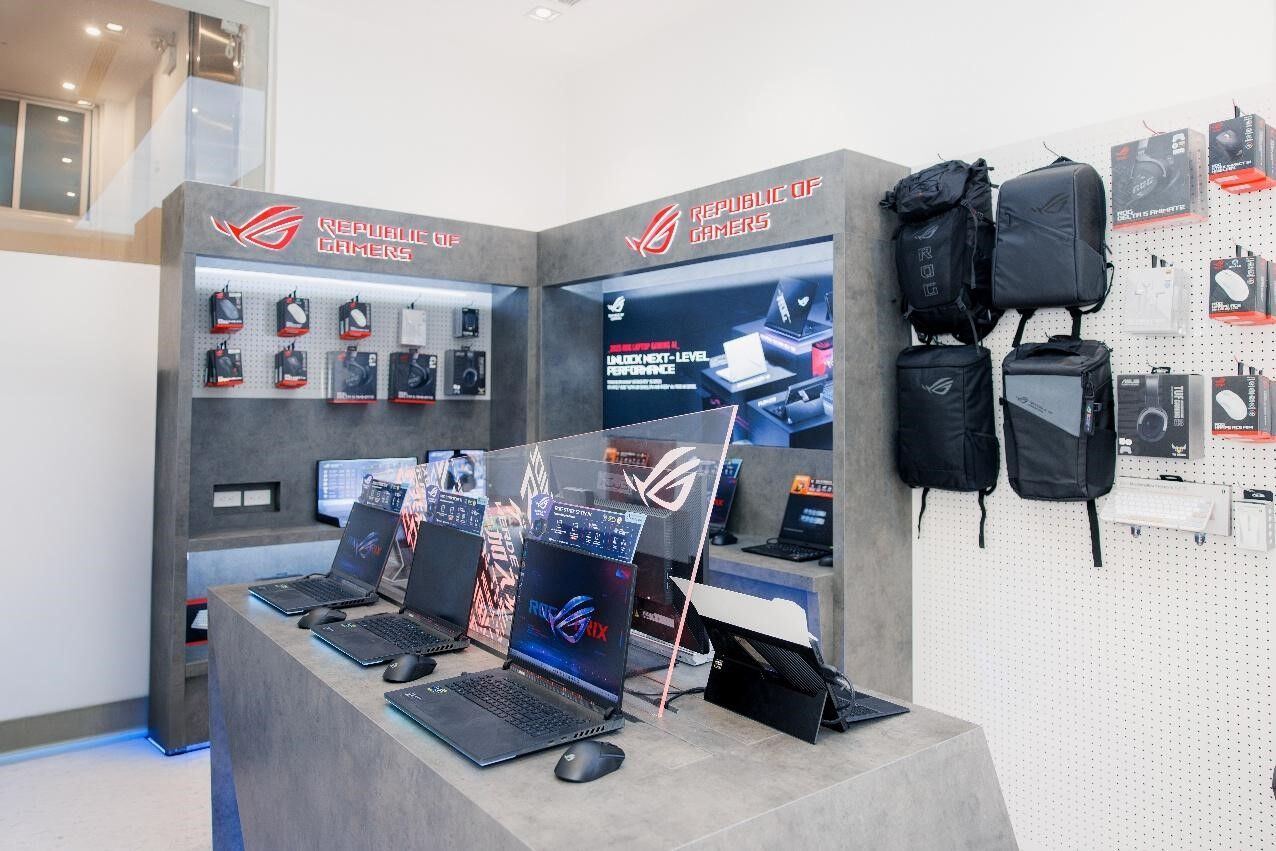 Khai trương ASUS Exclusive Store đầu tiên tại Việt Nam ASUS chính thức khai trương ASUS Exclusive Store đầu tiên tại Việt Nam