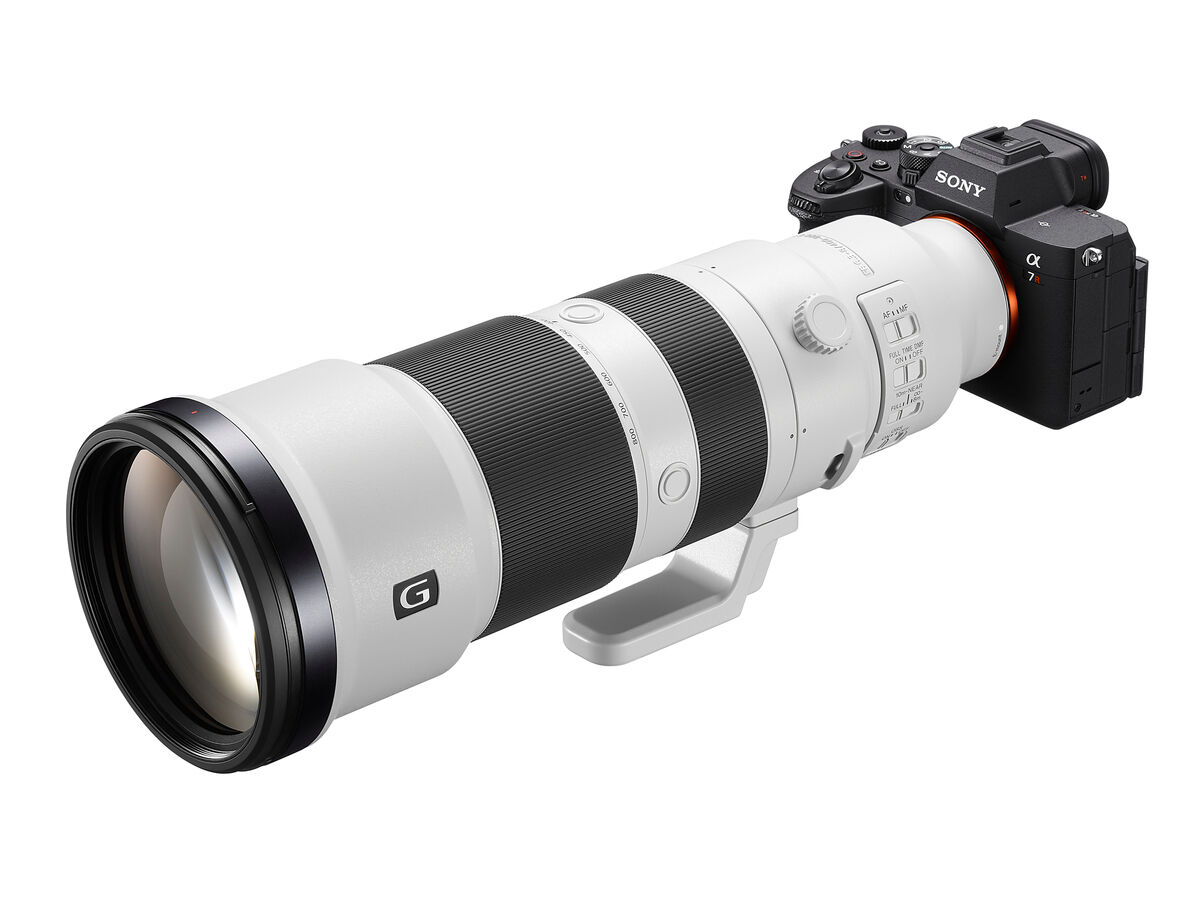 Sony trình làng FE 16mm F1.8 G và FE 400-800mm F6.3-8 G OSS: bộ đôi ống kính dòng G giúp mở rộng thế giới sáng tạo Sony trình làng FE 16mm F1.8 G và FE 400-800mm F6.3-8 G OSS: bộ đôi ống kính dòng G giúp mở rộng thế giới sáng tạo