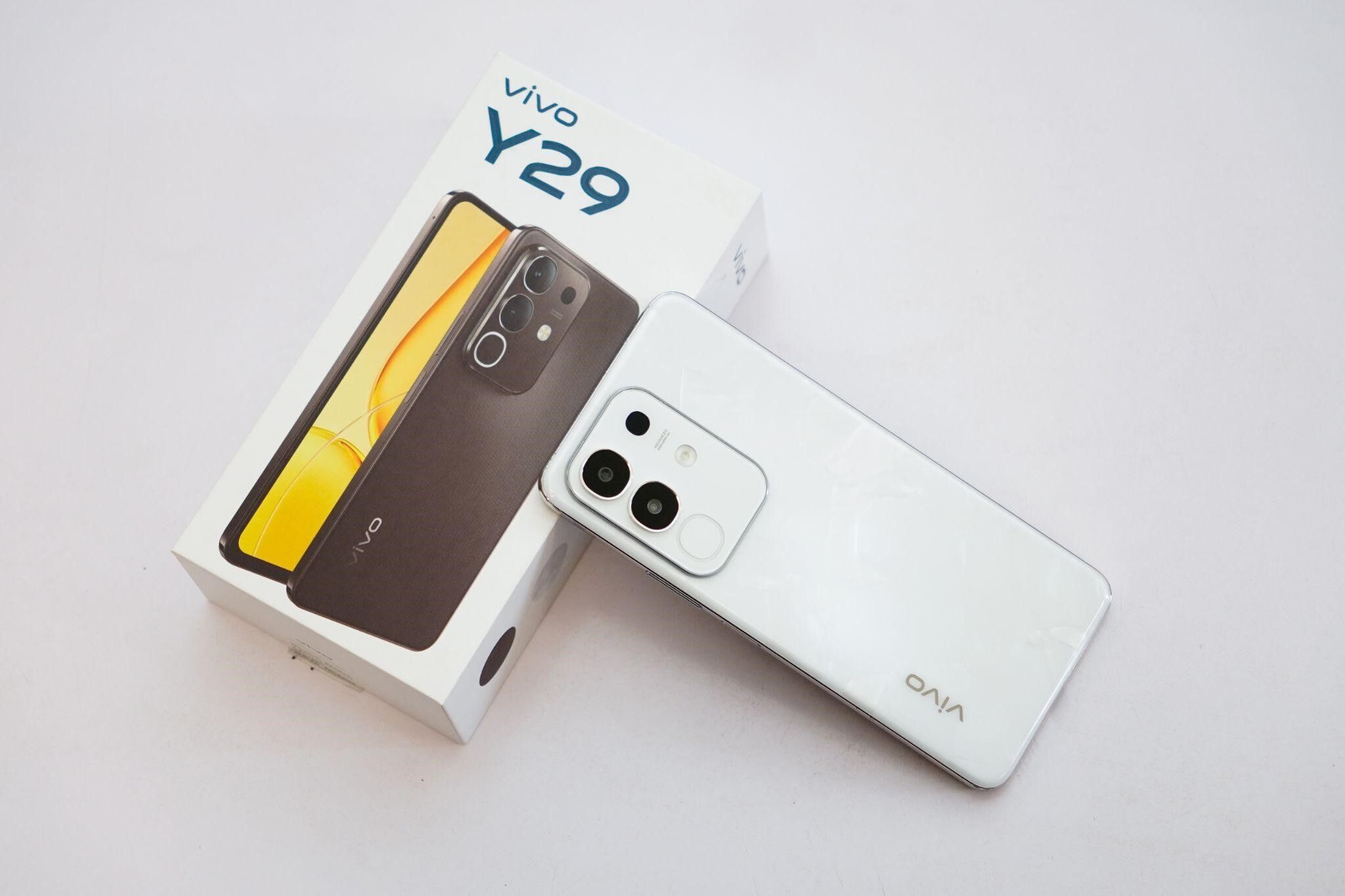 Ngoài Siêu pin BlueVolt 6500mAh, vivo Y29 còn sở hữu những tính năng nào để “phá đảo” phân khúc 6,7 triệu? Ngoài Siêu pin BlueVolt 6500mAh, vivo Y29 còn sở hữu những tính năng nào để “phá đảo” phân khúc 6,7 triệu?