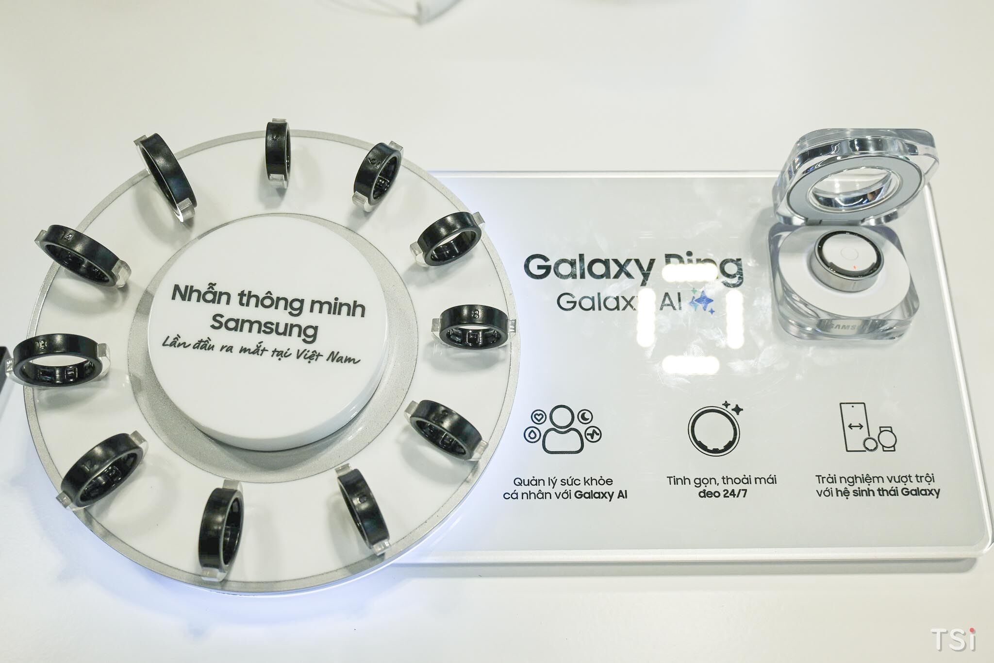 Samsung đón đầu xu hướng thời trang công nghệ với phụ kiện thông minh Galaxy Ring Samsung đón đầu xu hướng thời trang công nghệ với phụ kiện thông minh Galaxy Ring