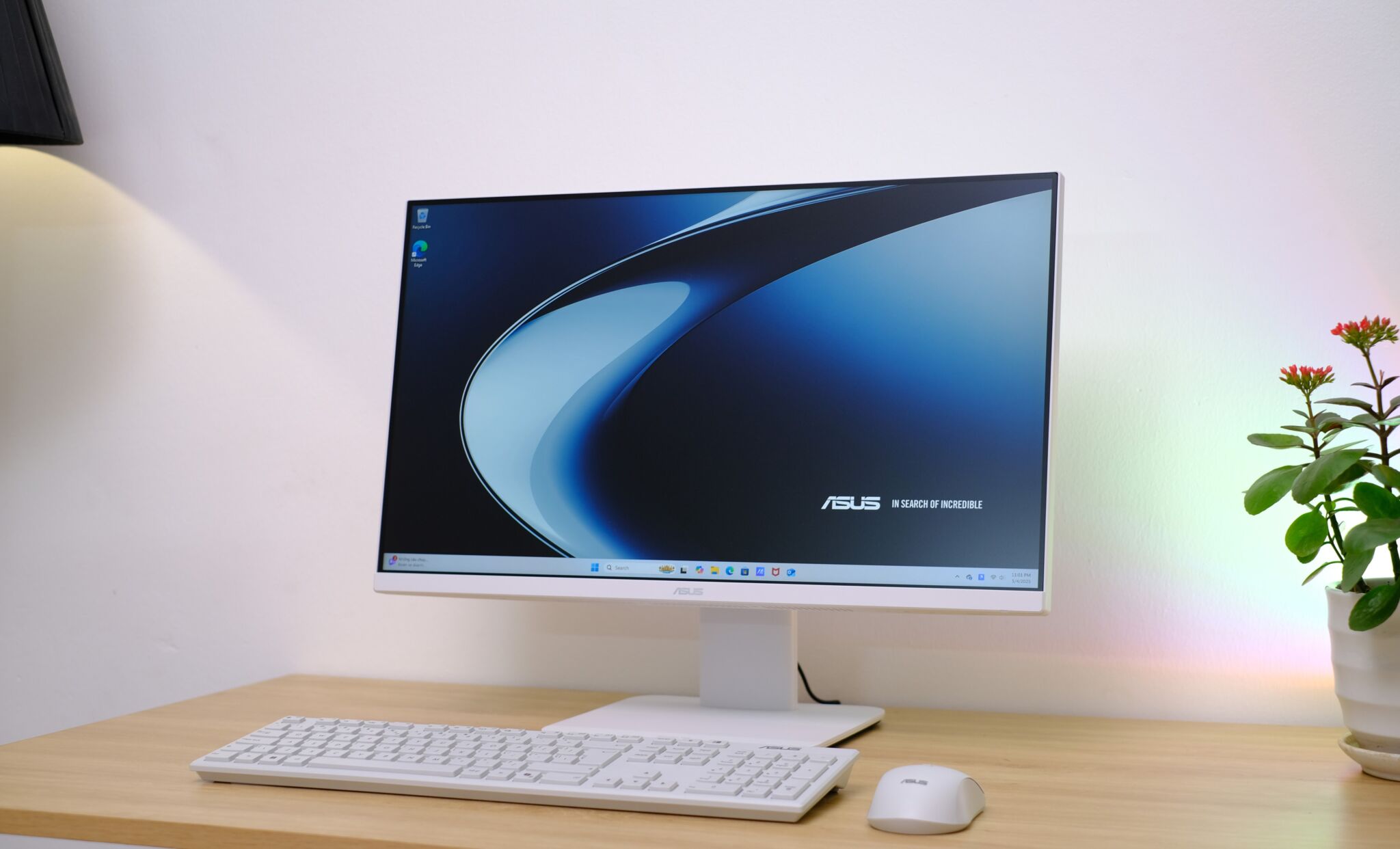 Máy tính All-in-One ASUS V440: thiết kế tinh giản, tối ưu hiệu năng ASUS ra mắt Máy tính All-in-One ASUS V440 thiết kế tinh giản, tối ưu hiệu năng