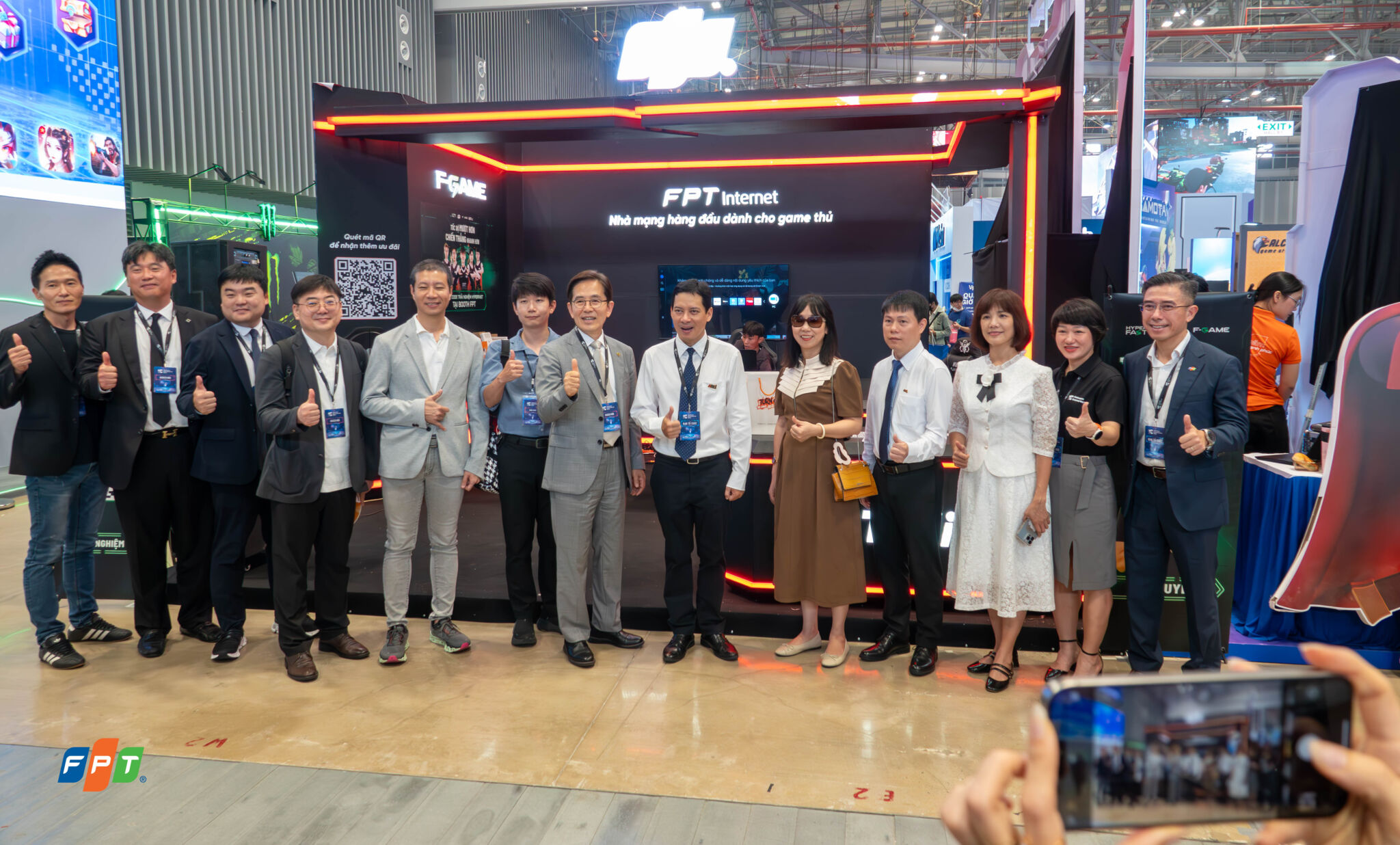 FPT được vinh danh “Nhà mạng được yêu thích nhất” với bình chọn áp đảo từ cộng đồng game thủ FPT được vinh danh “Nhà mạng được yêu thích nhất” với bình chọn áp đảo từ cộng đồng game thủ