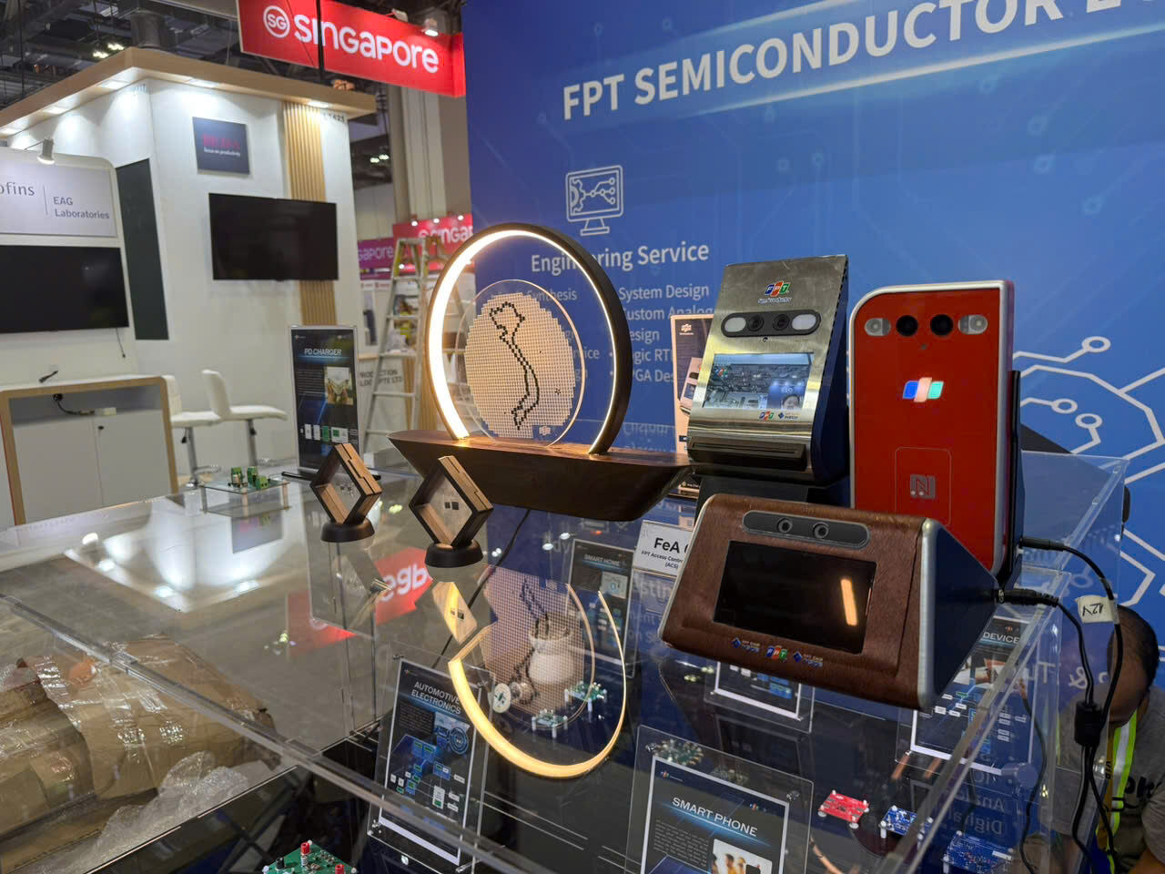 FPT giới thiệu hệ sinh thái “FPT Chip Inside” tại Triển lãm SEMICON SEA 2025 FPT giới thiệu hệ sinh thái “FPT Chip Inside” tại Triển lãm SEMICON SEA 2025