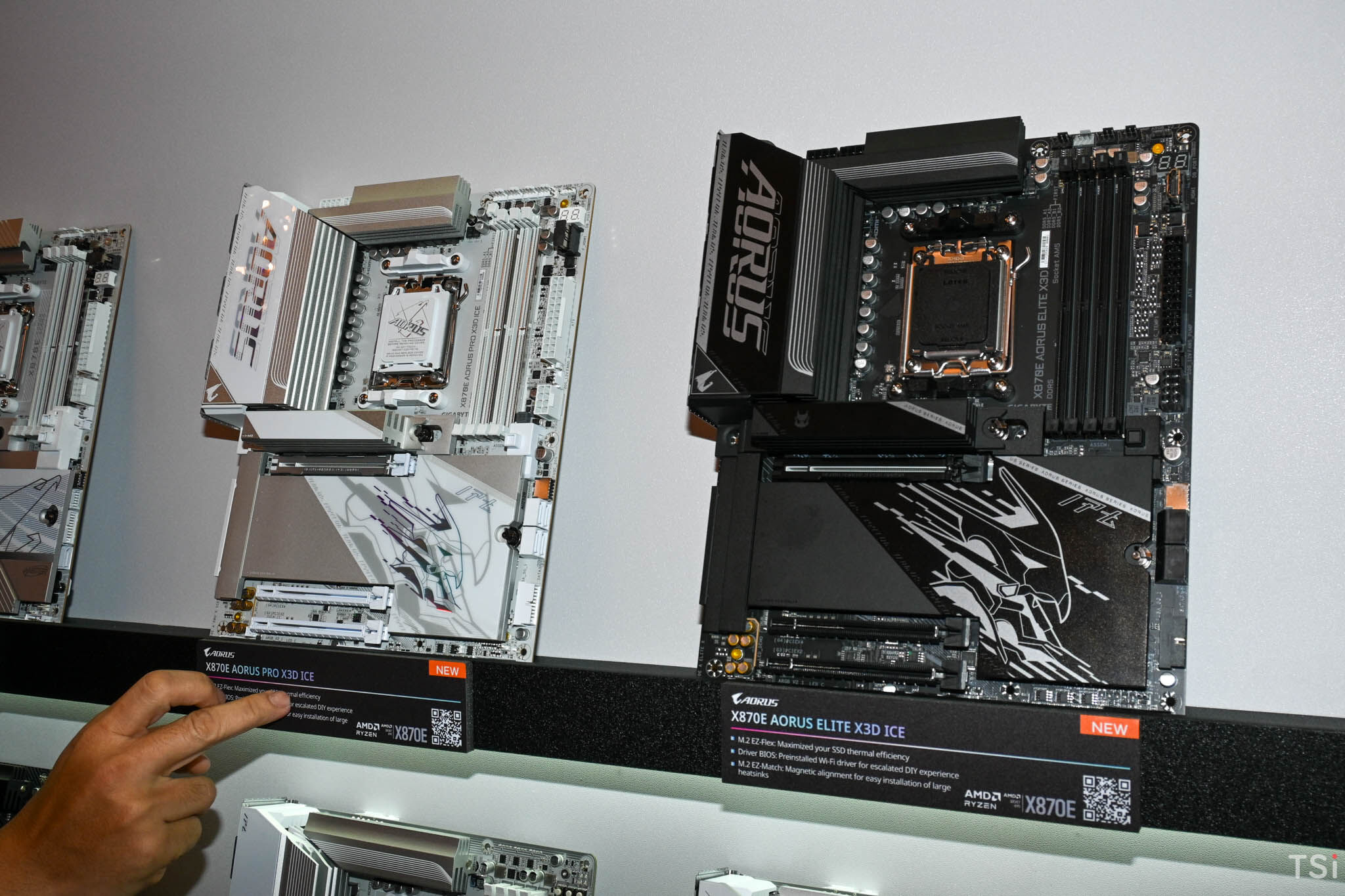 Loạt sản phẩm công nghệ mới của GIGABYTE tại Computex 2025 Loạt sản phẩm công nghệ mới của GIGABYTE tại Computex 2025