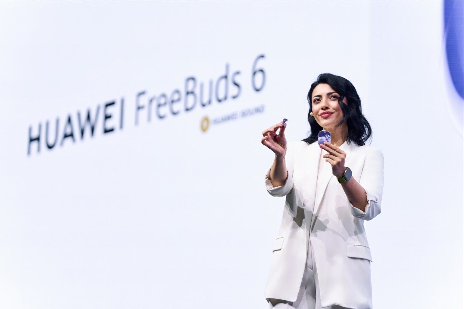 Huawei ra mắt HUAWEI WATCH FIT 4 Series Huawei ra mắt HUAWEI WATCH FIT 4 Series
