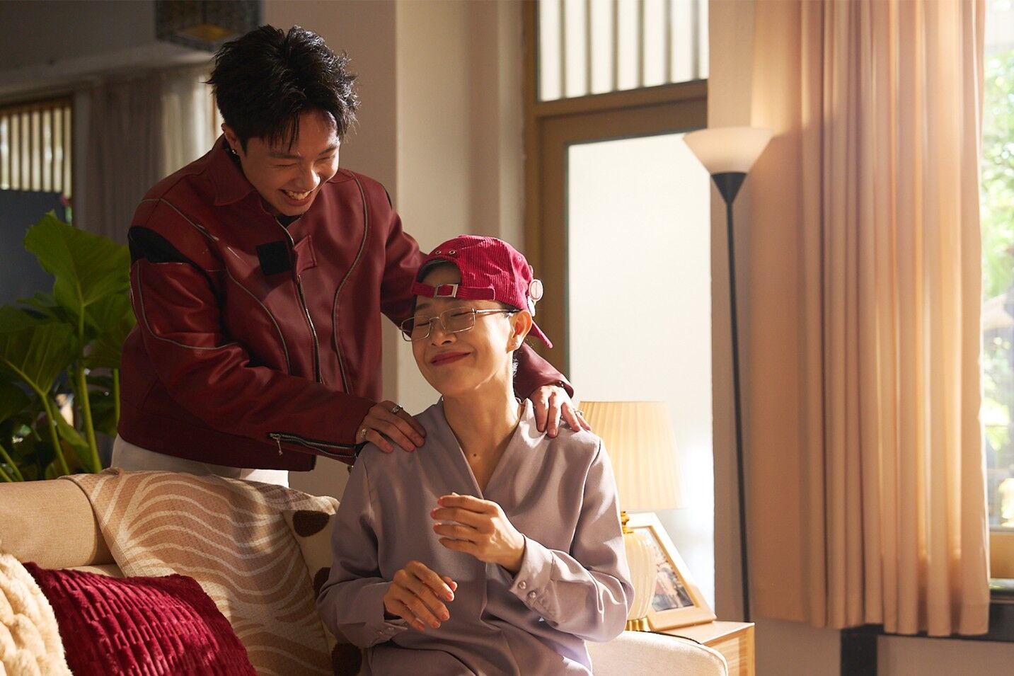 LG tôn vinh giá trị gia đình Việt qua MV “Nếp Nhà” LG tôn vinh giá trị gia đình Việt qua MV “Nếp Nhà”