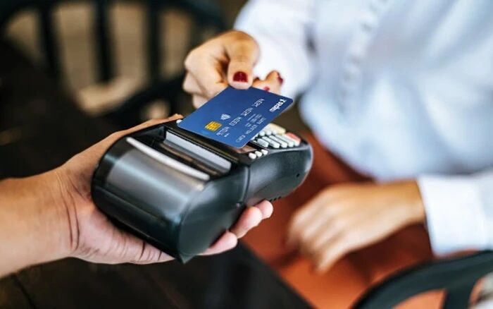 Mastercard và NAPAS chính thức phát hành thẻ đồng thương hiệu đầu tiên cùng 6 ngân hàng Việt Nam, mở ra trải nghiệm thanh toán liền mạch từ nội địa đến quốc tế Mastercard và NAPAS chính thức phát hành thẻ đồng thương hiệu đầu tiên cùng 6 ngân hàng Việt Nam, mở ra trải nghiệm thanh toán liền mạch từ nội địa đến quốc tế