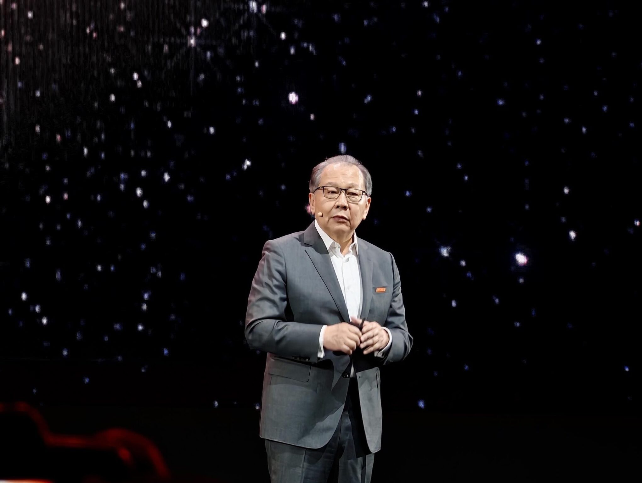 MediaTek giới thiệu tầm nhìn AI từ biên đến đám mây tại Computex 2025 MediaTek giới thiệu tầm nhìn AI từ biên đến đám mây tại Computex 2025