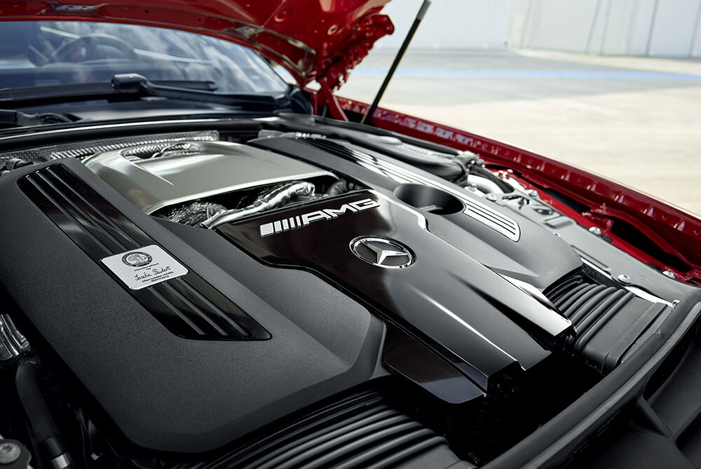 Mercedes-AMG SL 63 S E PERFORMANCE với sức mạnh vượt 800 mã lực nhờ công nghệ Hybrid E Huyền thoại Mercedes AMG SL 63 trở lại – Sức mạnh vượt 800 mã lực nhờ công nghệ Hybrid E PERFORMANCE