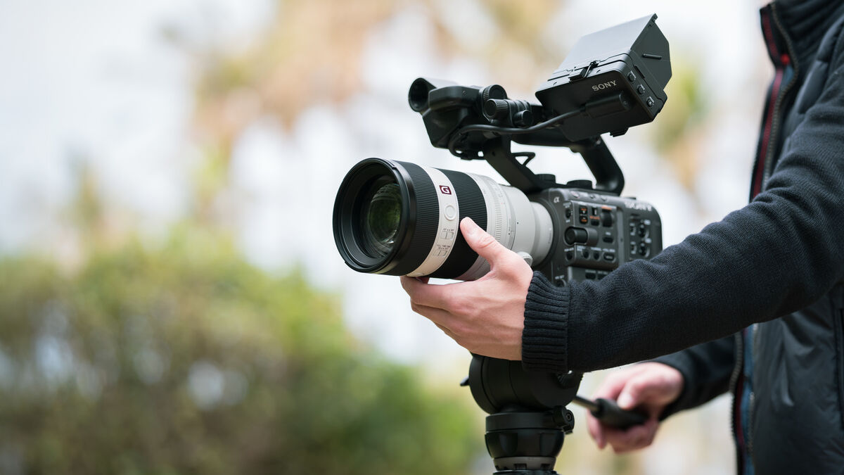 Sony FE 50-150mm F2 GM: Ống kính zoom tele F2 đầu tiên dành cho nhiếp ảnh và quay phim chuyên nghiệp Sony ra mắt FE 50-150mm F2 GM: Ống kính zoom tele f2 đầu tiên trên thế giới, dành cho nhiếp ảnh và quay phim chuyên nghiệp