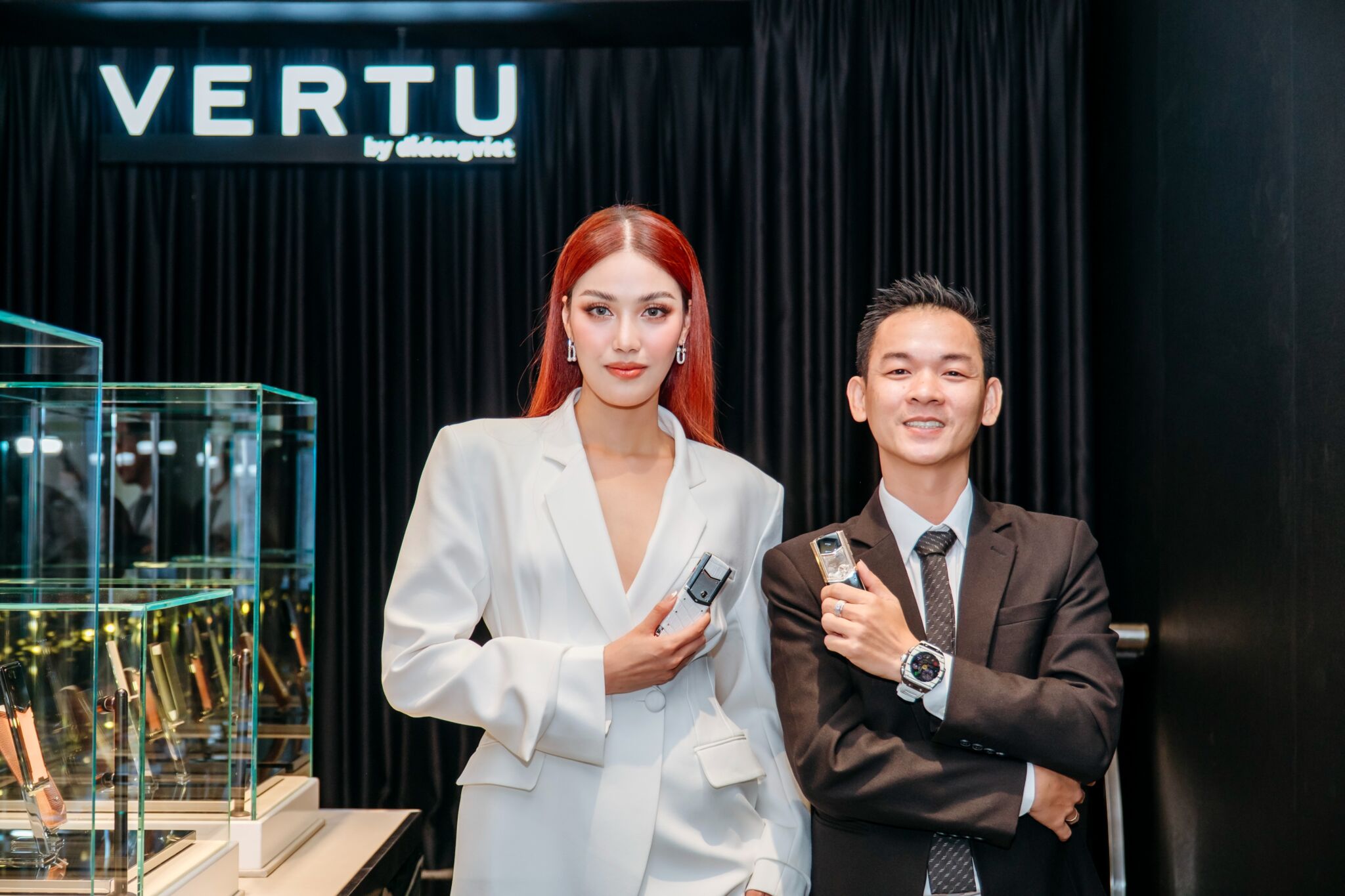Vertu Việt Nam công bố đại sứ thương hiệu Vertu Việt Nam công bố đại sứ thương hiệu