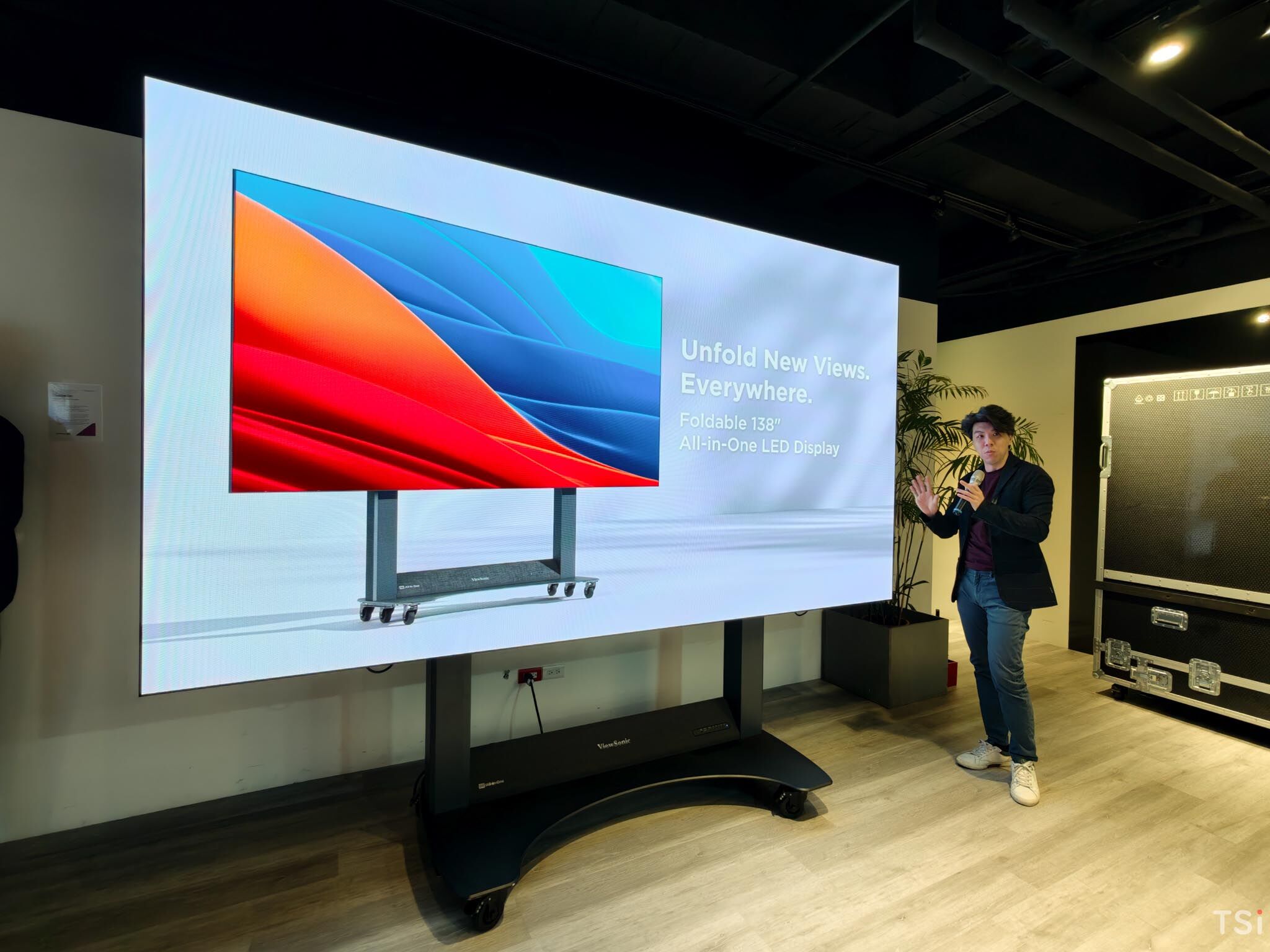 ViewSonic giới thiệu giải pháp hiển thị thông minh ứng dụng AI tại COMPUTEX 2025 ViewSonic giới thiệu giải pháp hiển thị thông minh ứng dụng AI tại COMPUTEX 2025