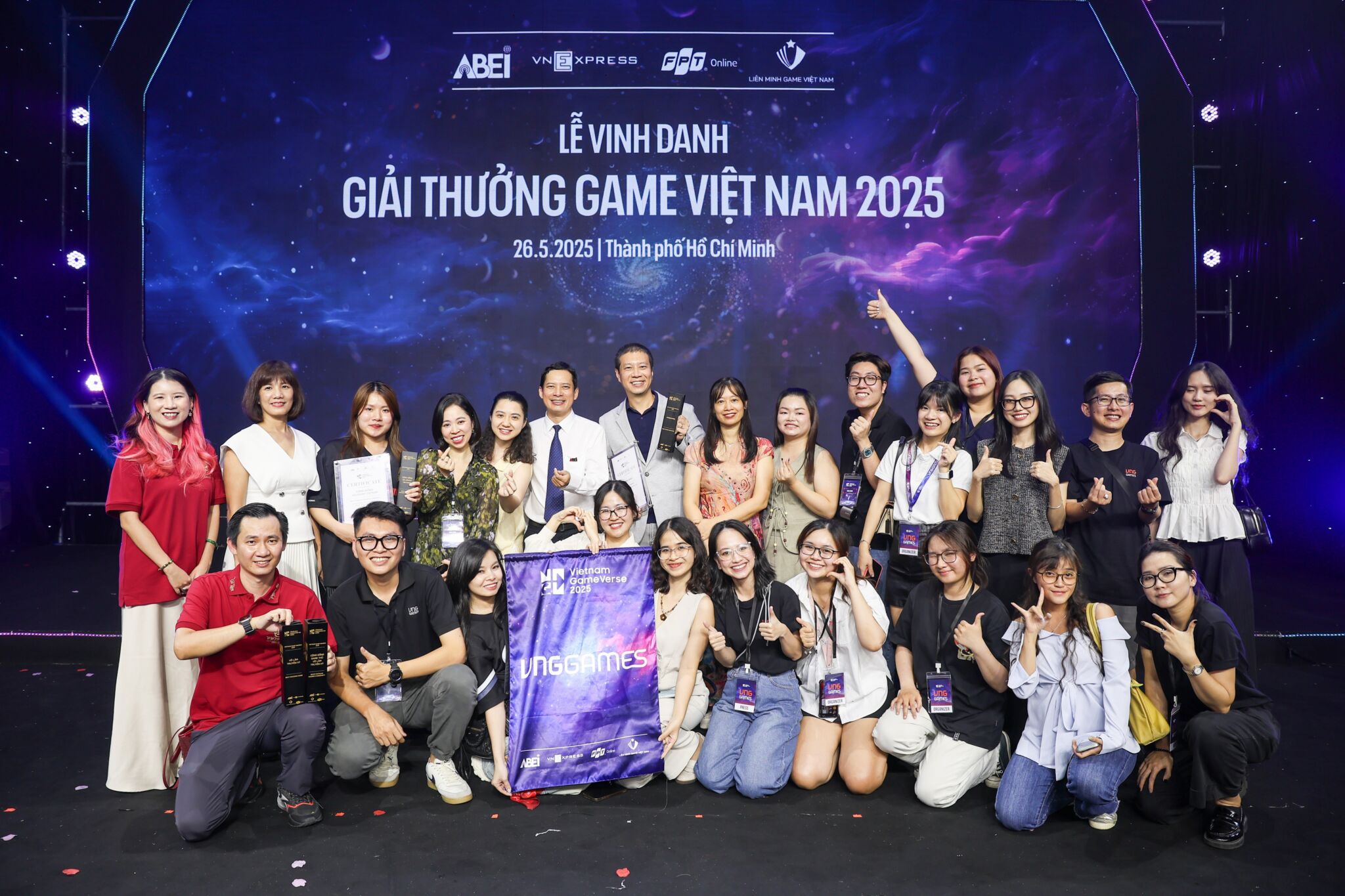 VNGGames giành giải “Nhà phát hành game xuất sắc” 3 năm liên tiếp VNGGames giành giải “Nhà phát hành game xuất sắc” 3 năm liên tiếp