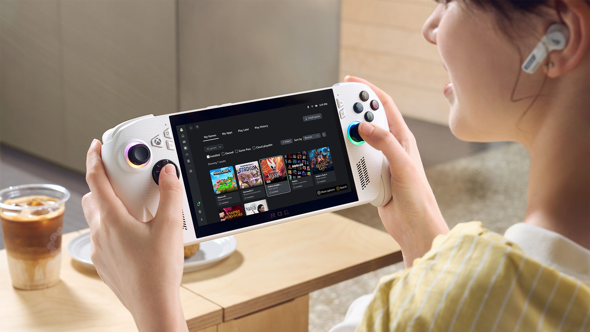 ASUS Republic of Gamers công bố máy chơi game cầm tay ROG Xbox Ally và ROG Xbox Ally X