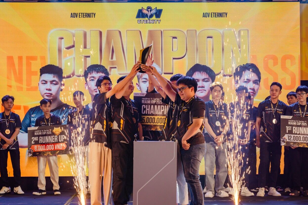 Chung kết realme Cup 2025: Eternity AOV lên ngôi vô địch và hành trình "Make it real" đáng nhớ của cộng đồng esports Việt Nam Chung kết realme Cup 2025: Eternity AOV lên ngôi vô địch và hành trình "Make it real." đáng nhớ của cộng đồng esports Việt Nam